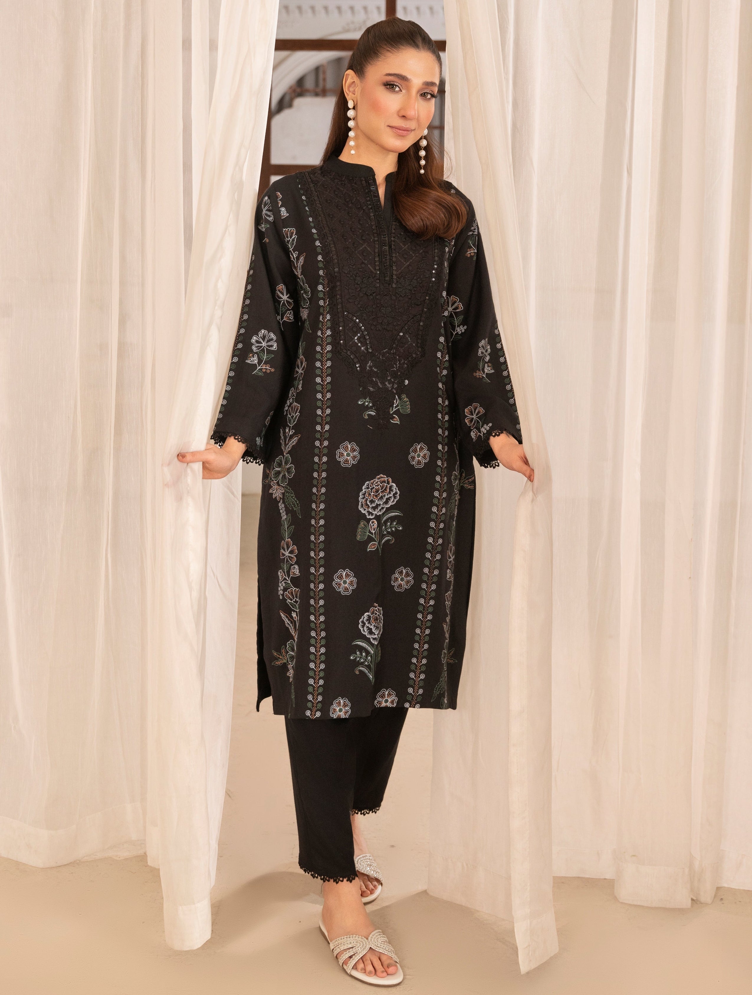 Sahibas by Mirza