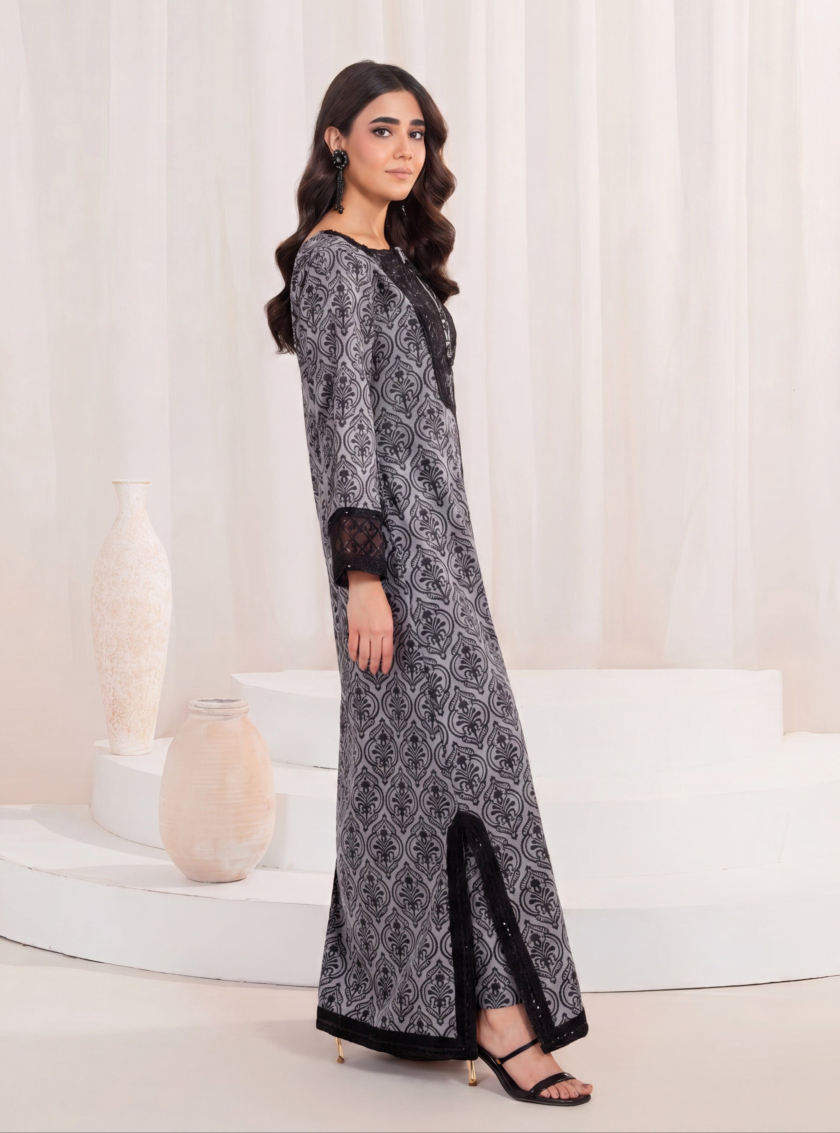 Sahibas by Mirza