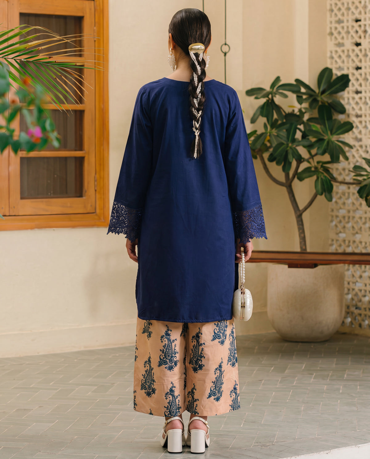 Sahibas by Mirza