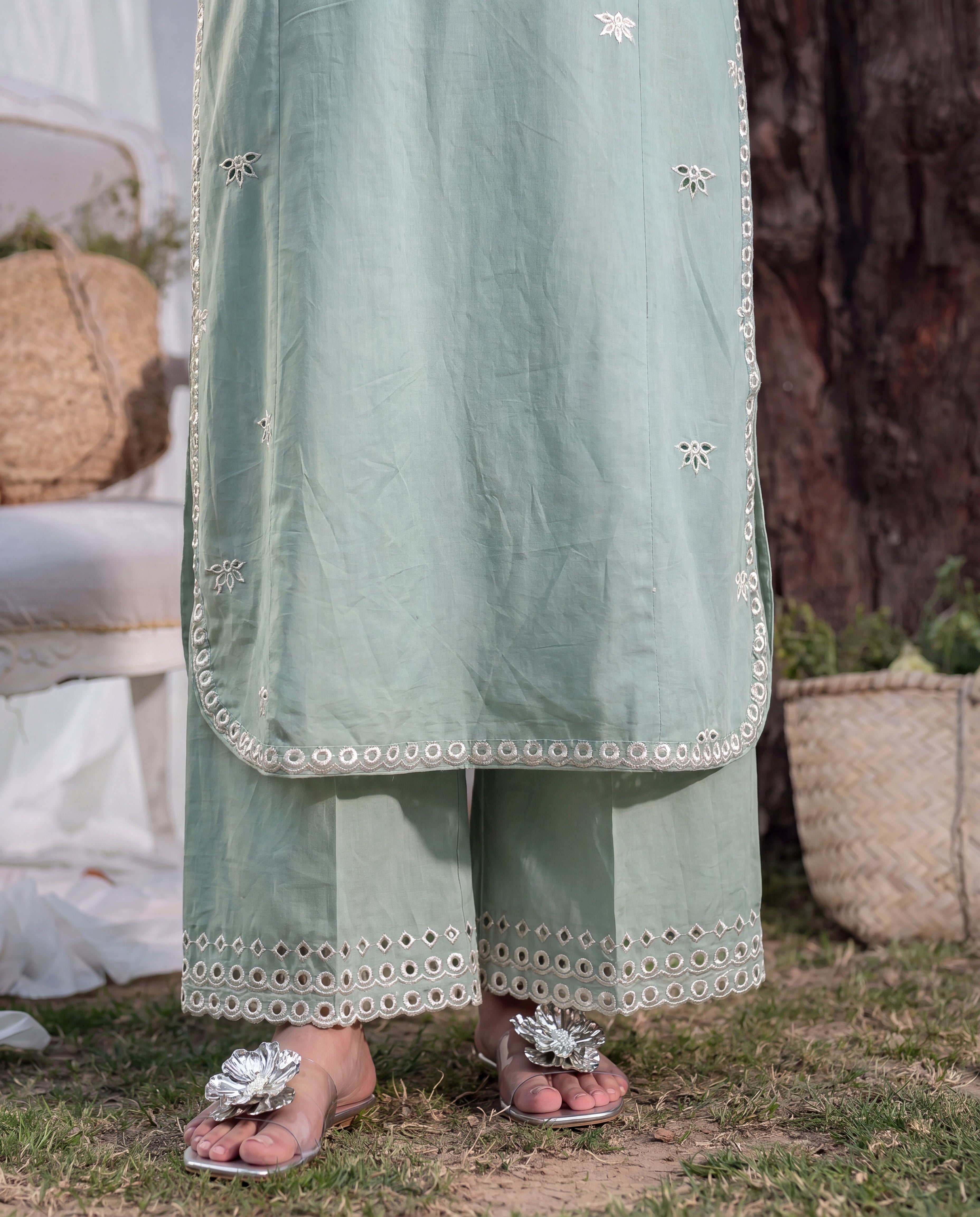 Sahibas by Mirza