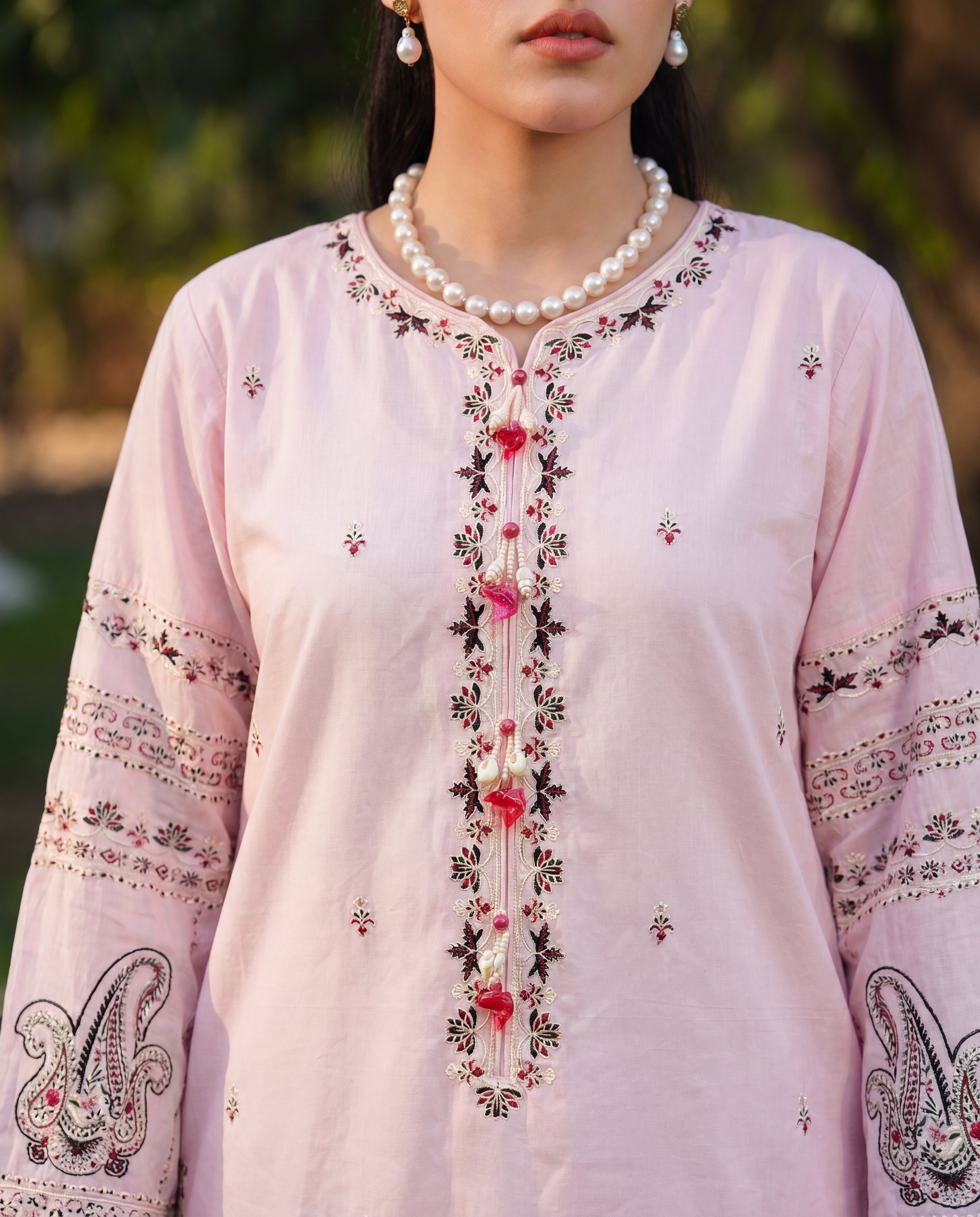 Sahibas by Mirza