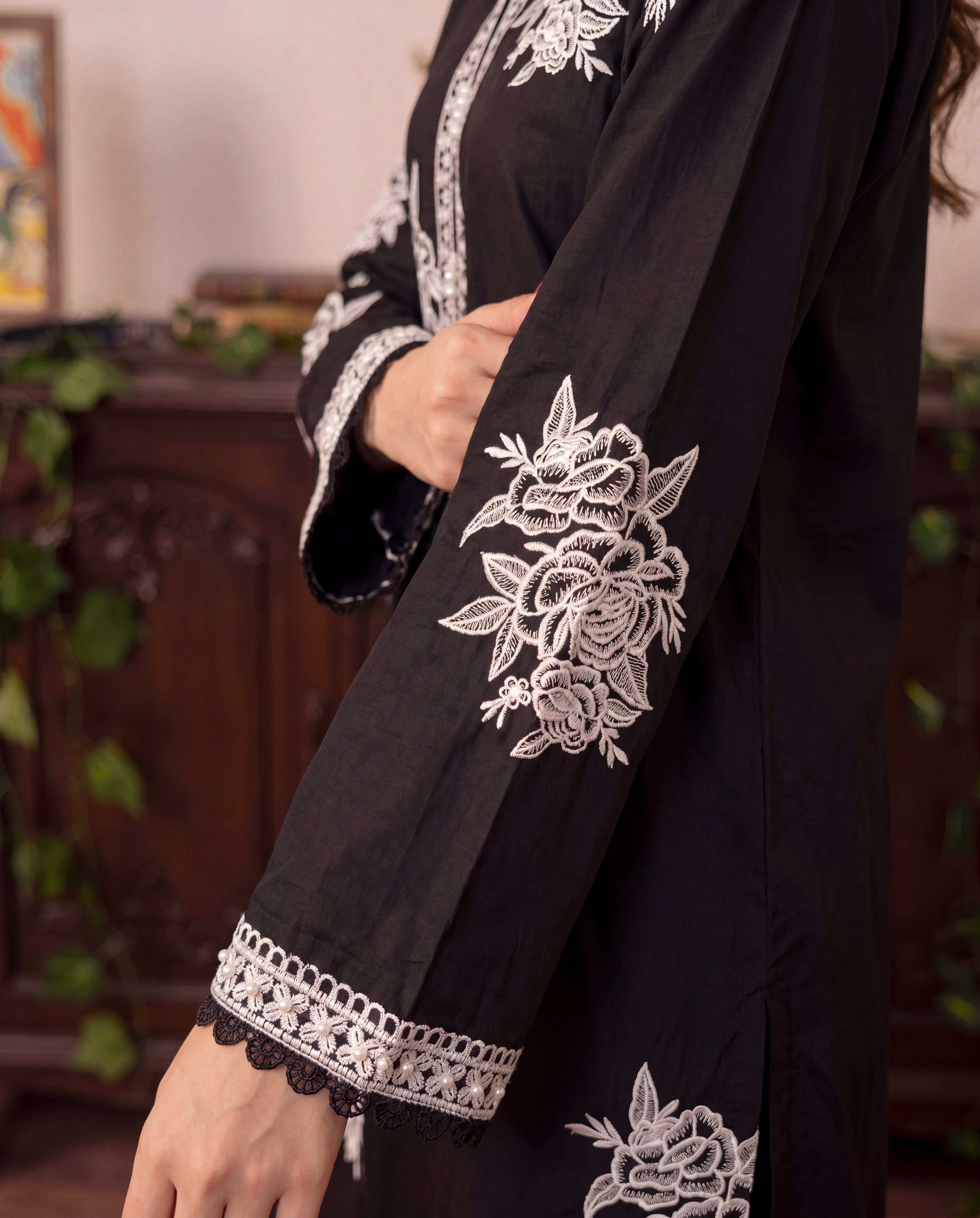 Sahibas by Mirza