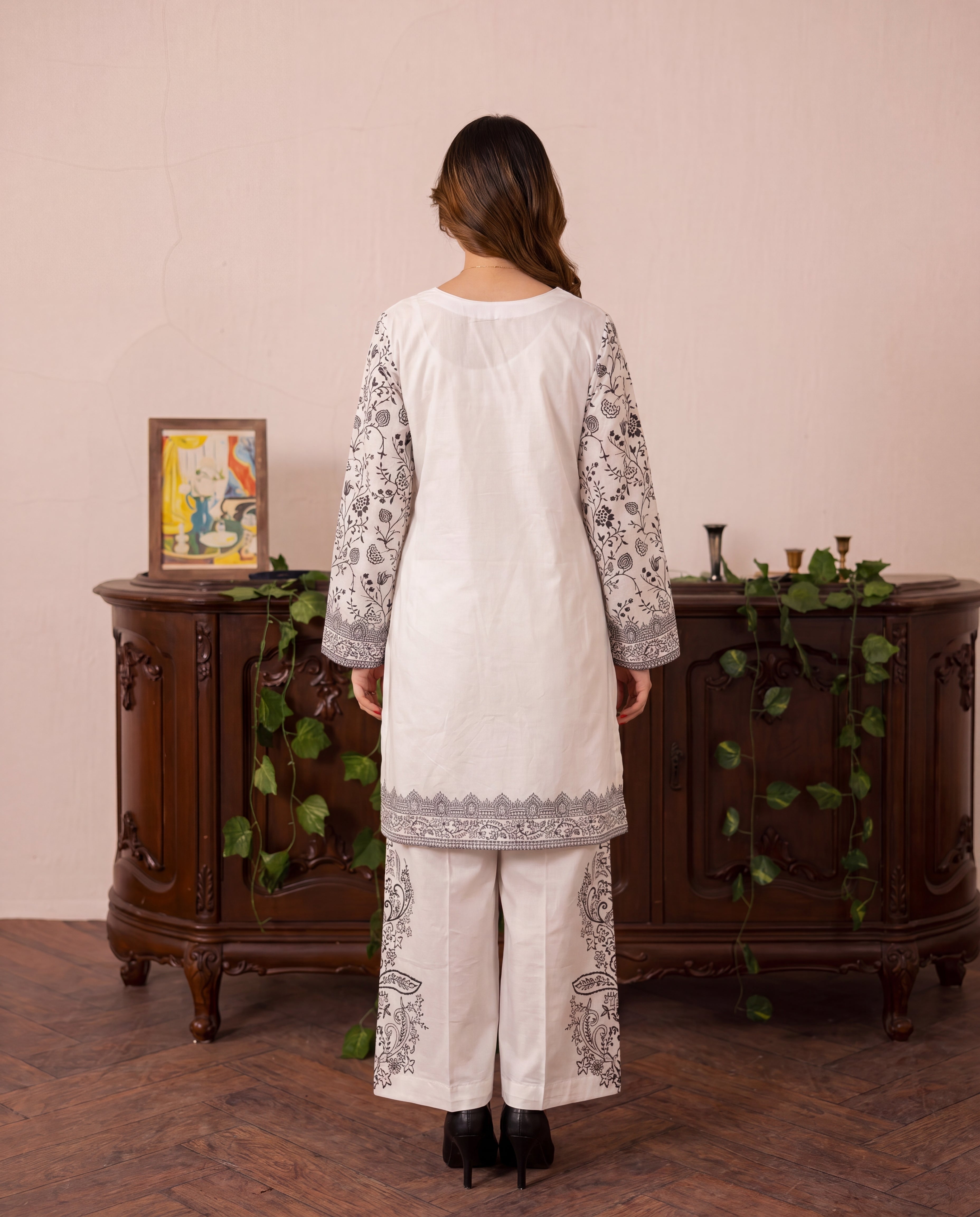 Sahibas by Mirza