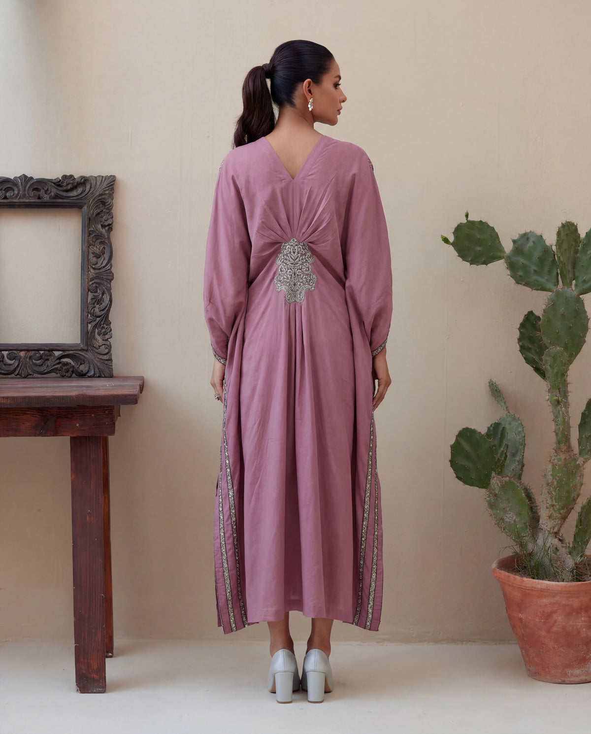 Sahibas by Mirza