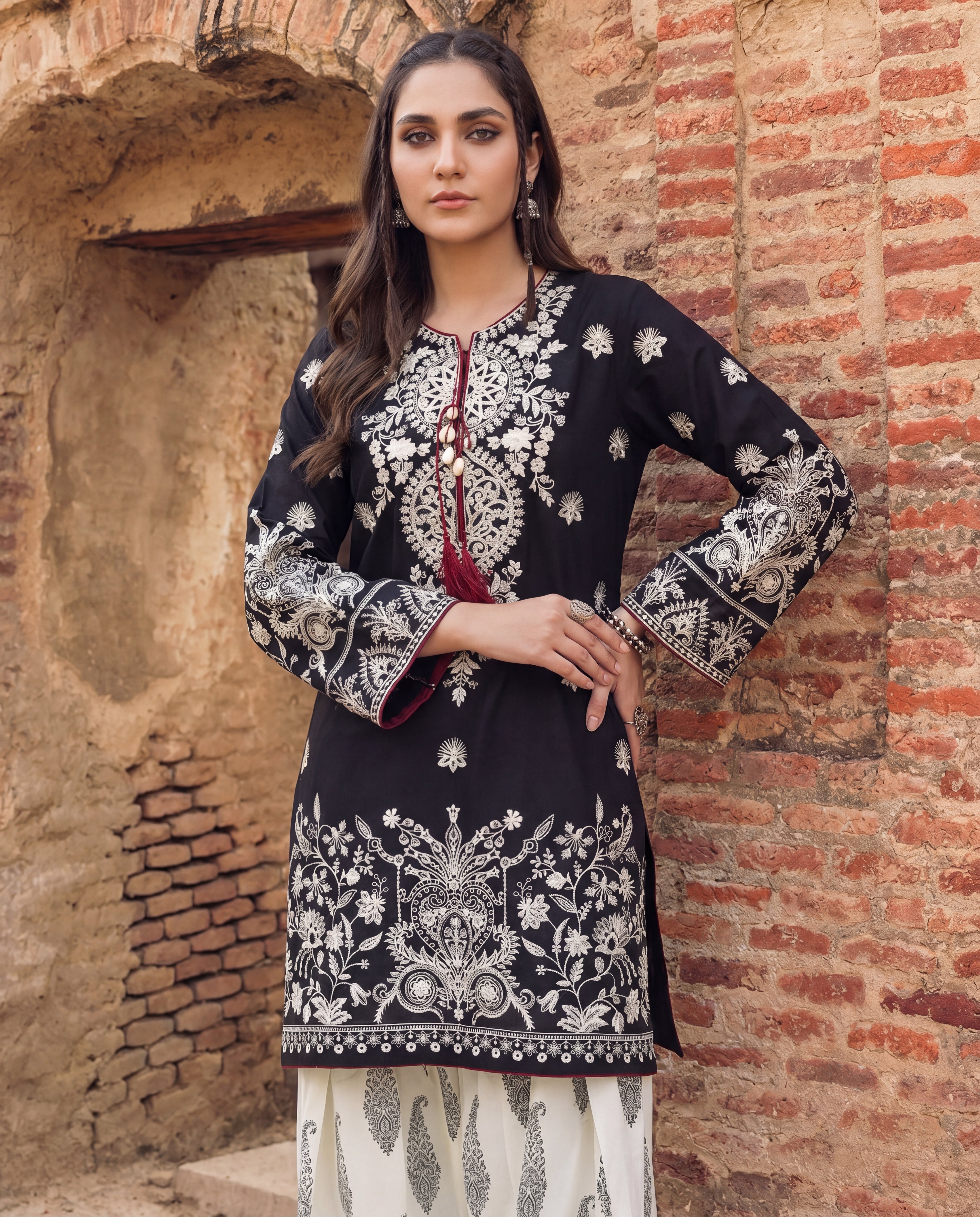 Sahibas by Mirza