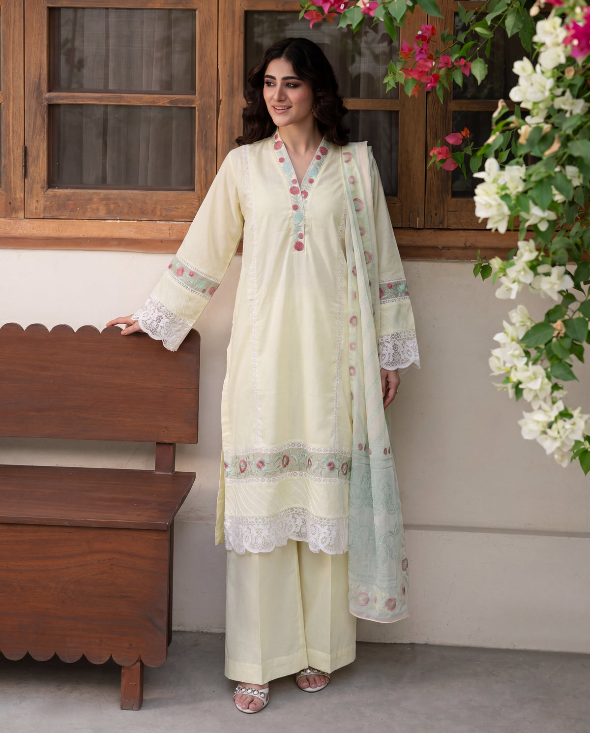 Sahibas by Mirza