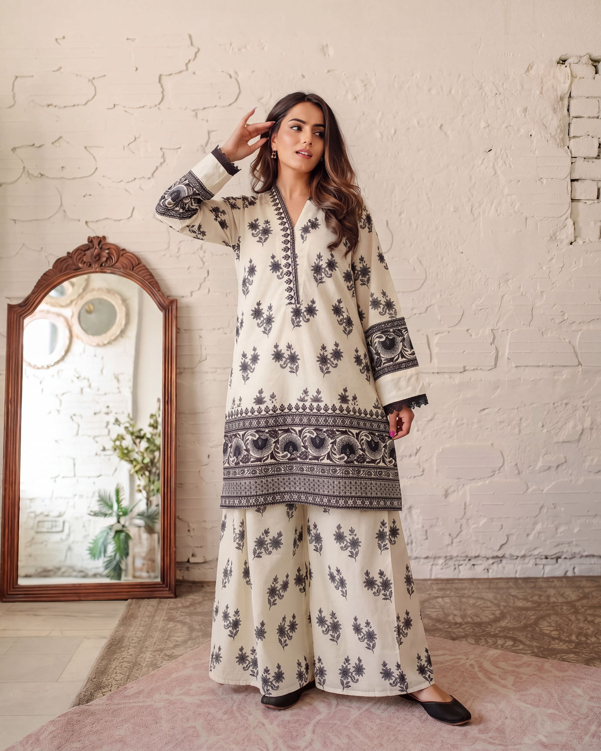 Sahibas by Mirza