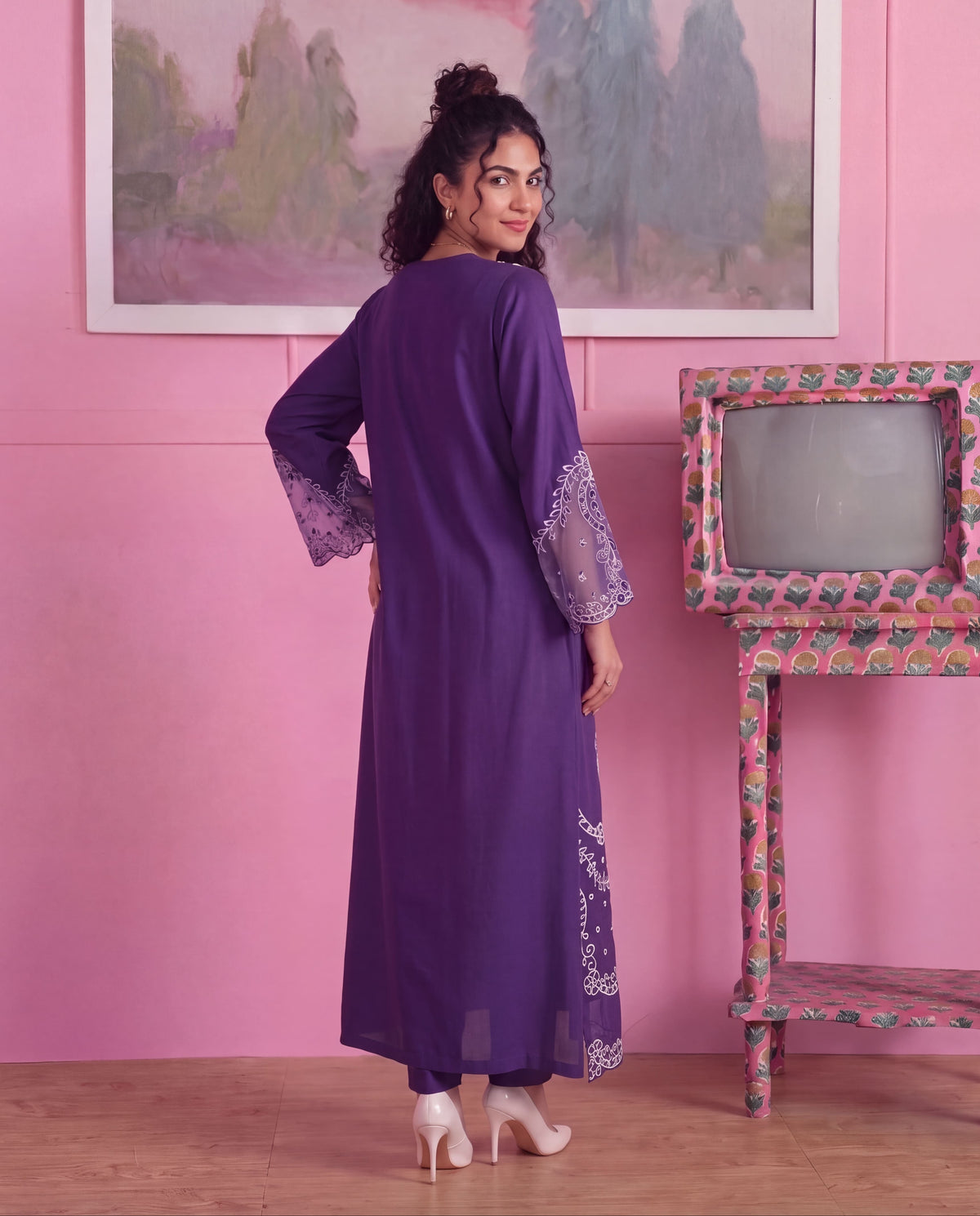 Sahibas by Mirza