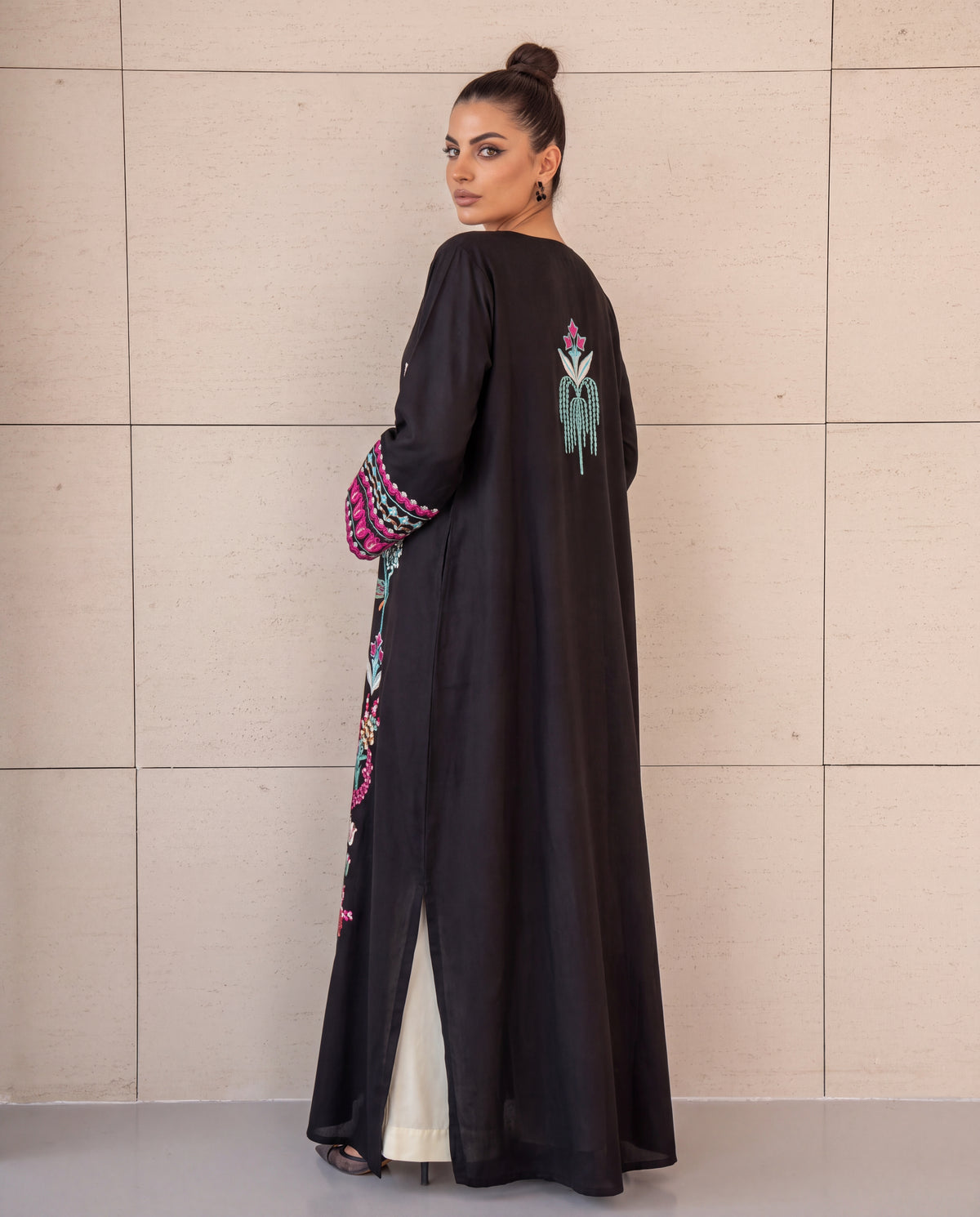 Sahibas by Mirza