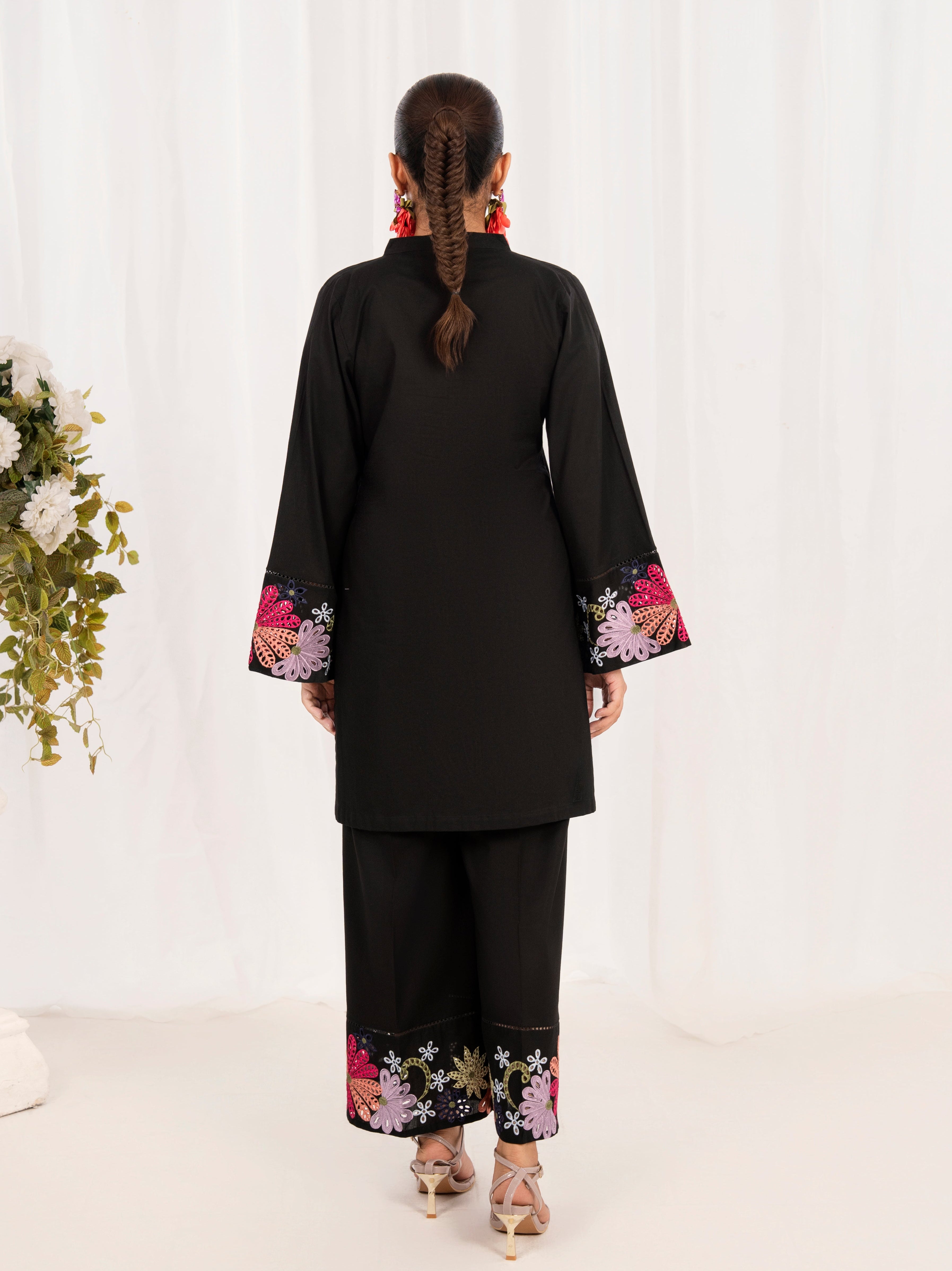 Sahibas by Mirza