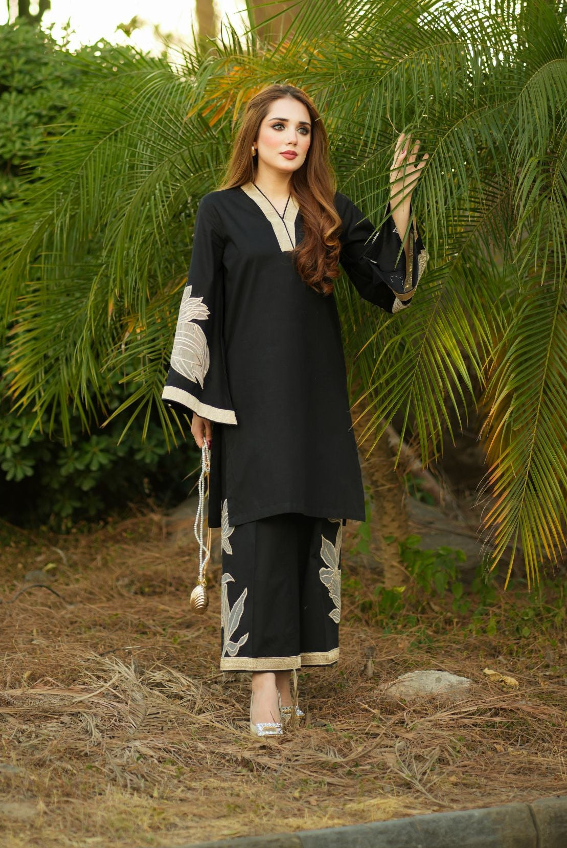 Sahibas by Mirza