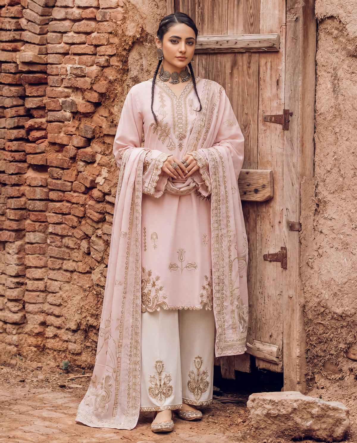 Sahibas by Mirza
