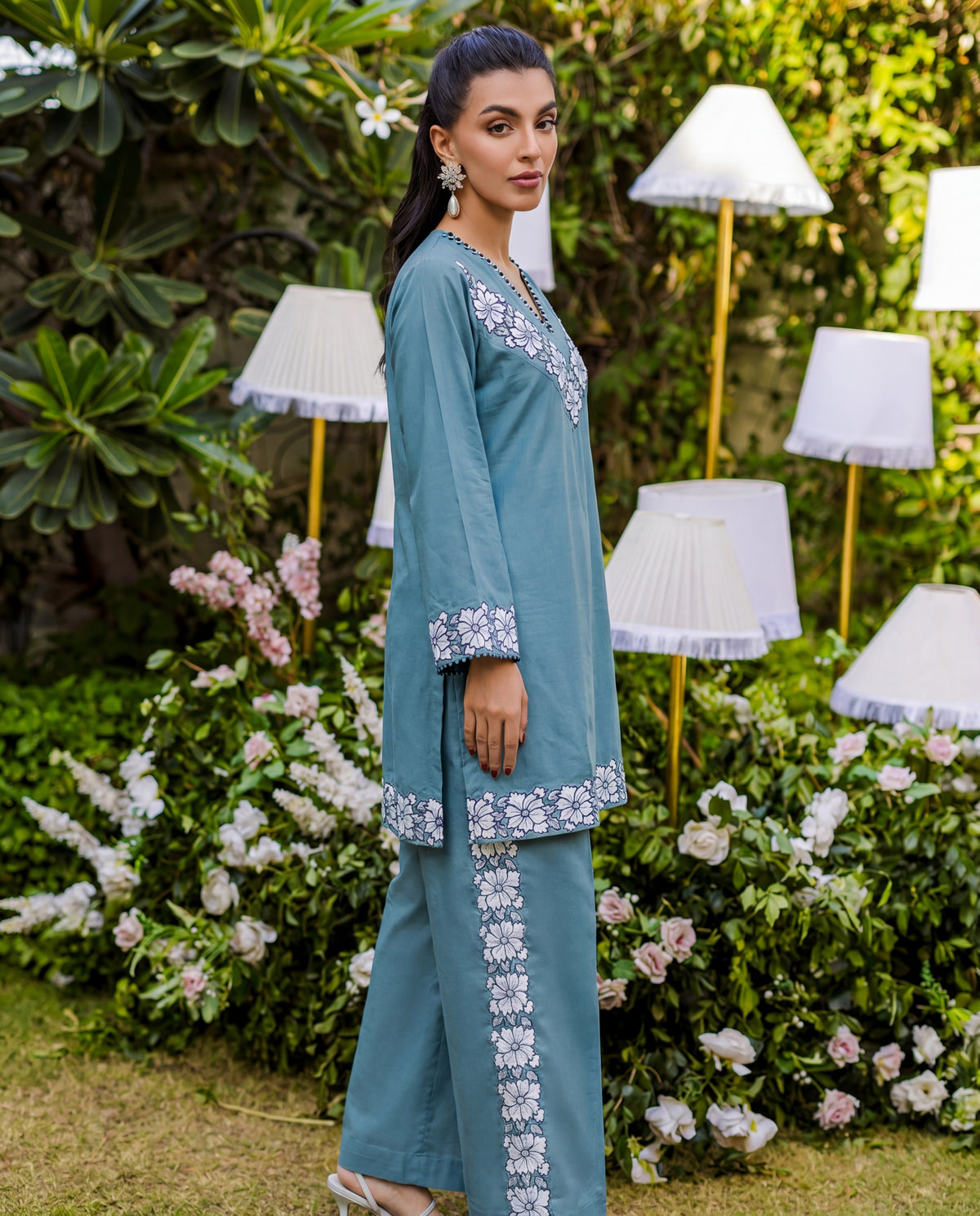 Sahibas by Mirza