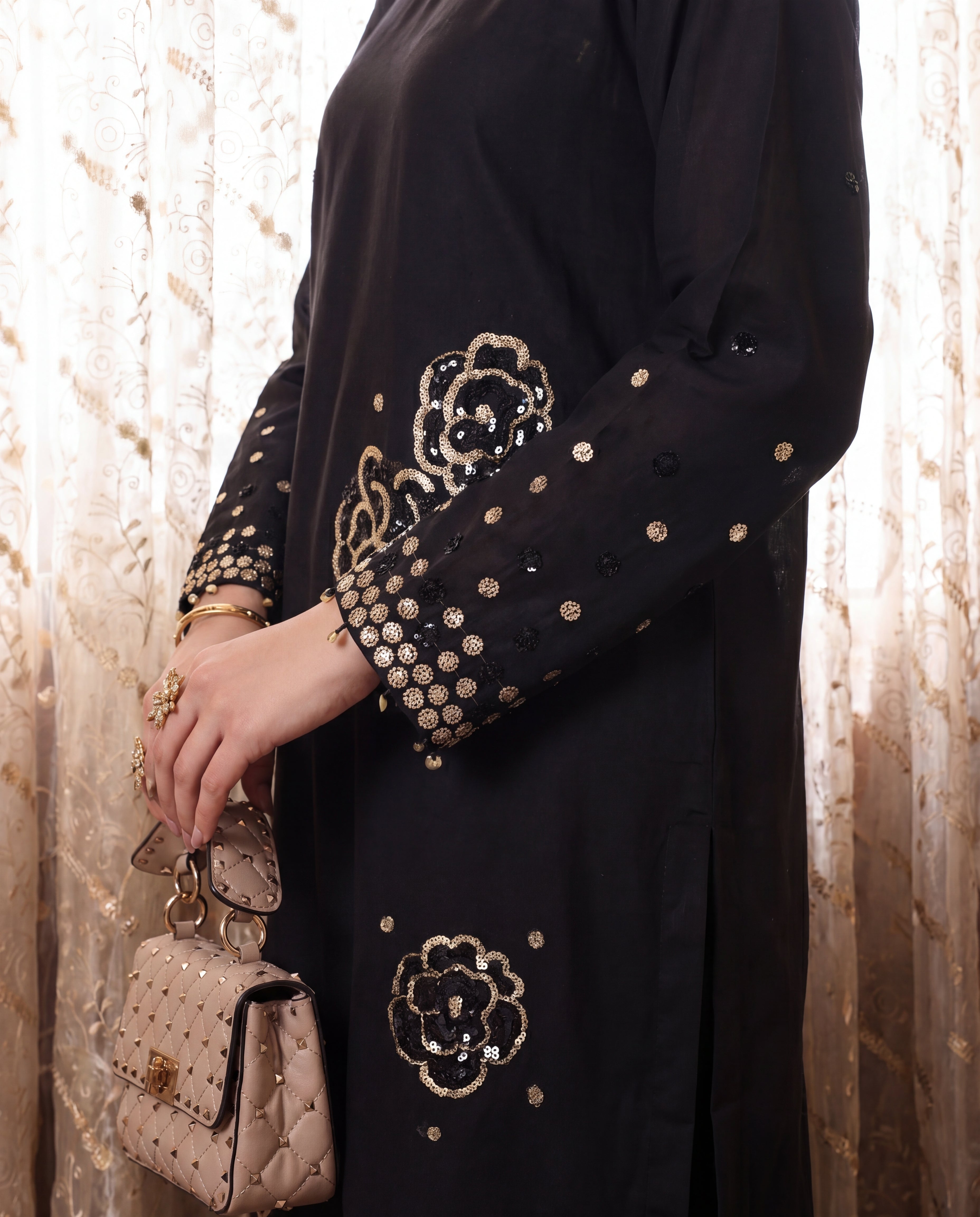 Sahibas by Mirza
