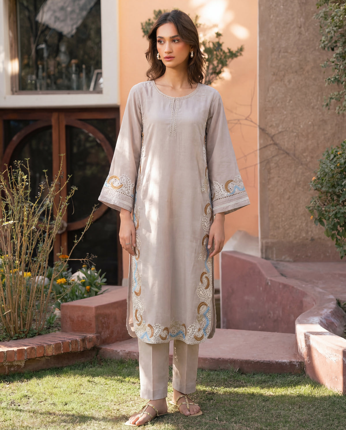 Sahibas by Mirza
