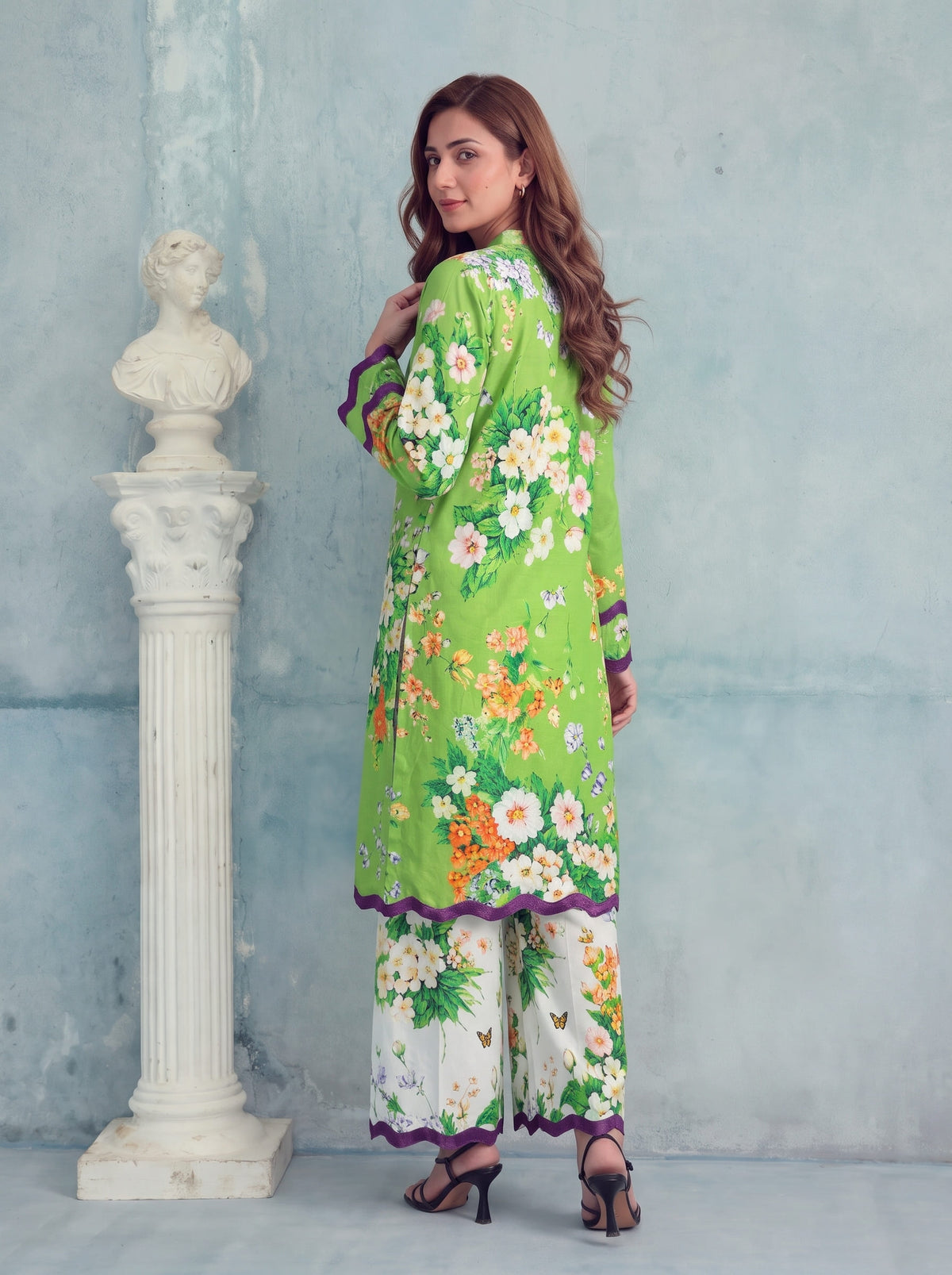 Sahibas by Mirza