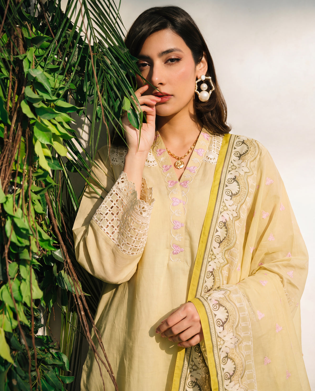 Sahibas by Mirza