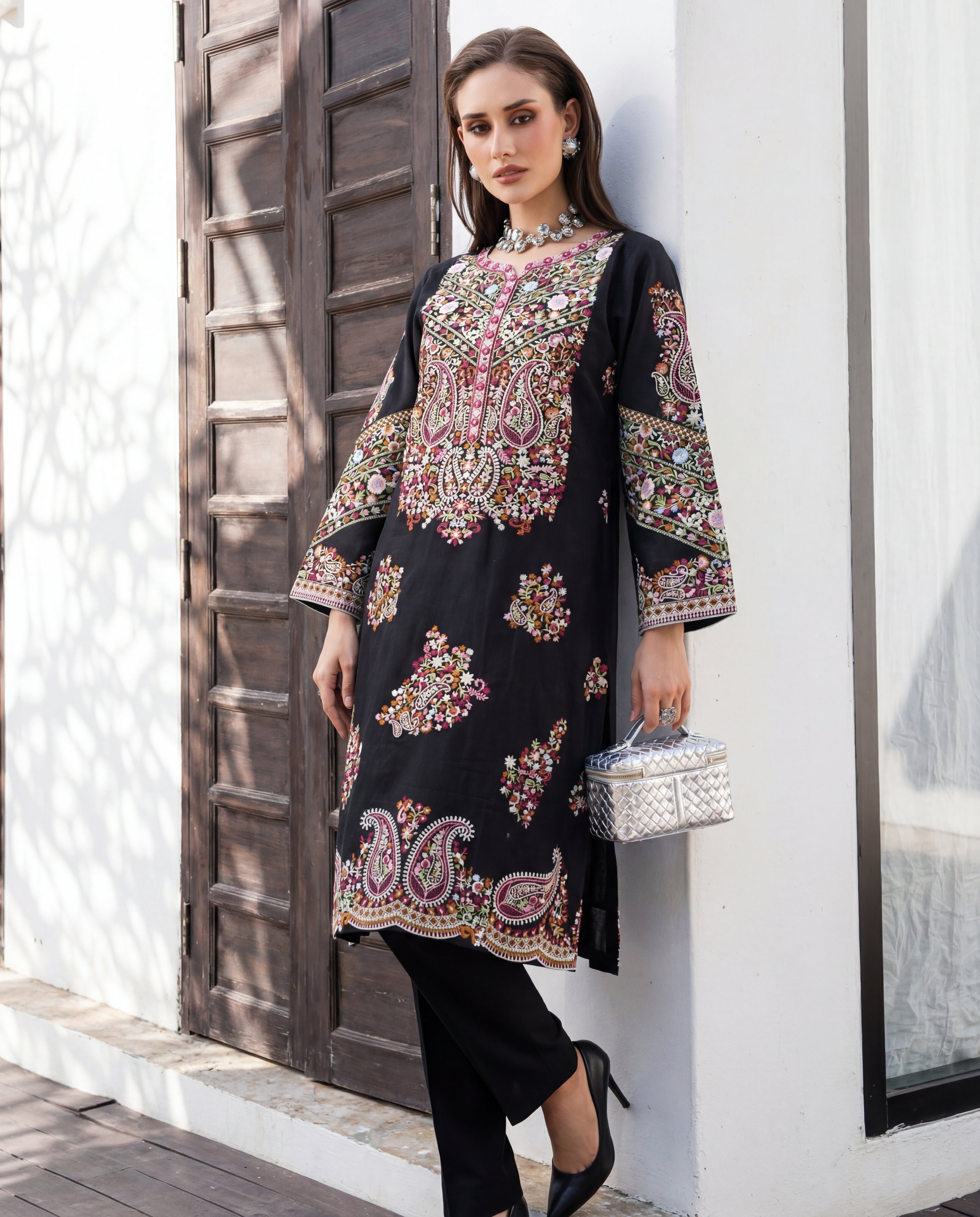 Sahibas by Mirza