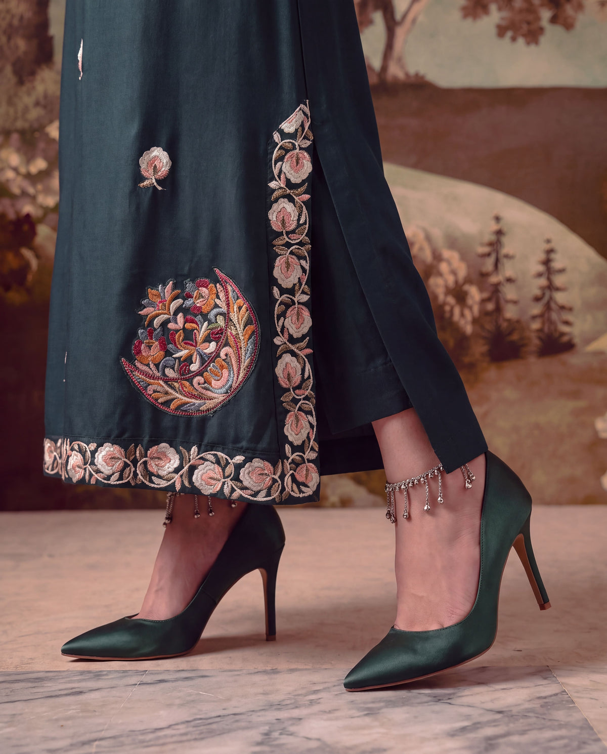Sahibas by Mirza