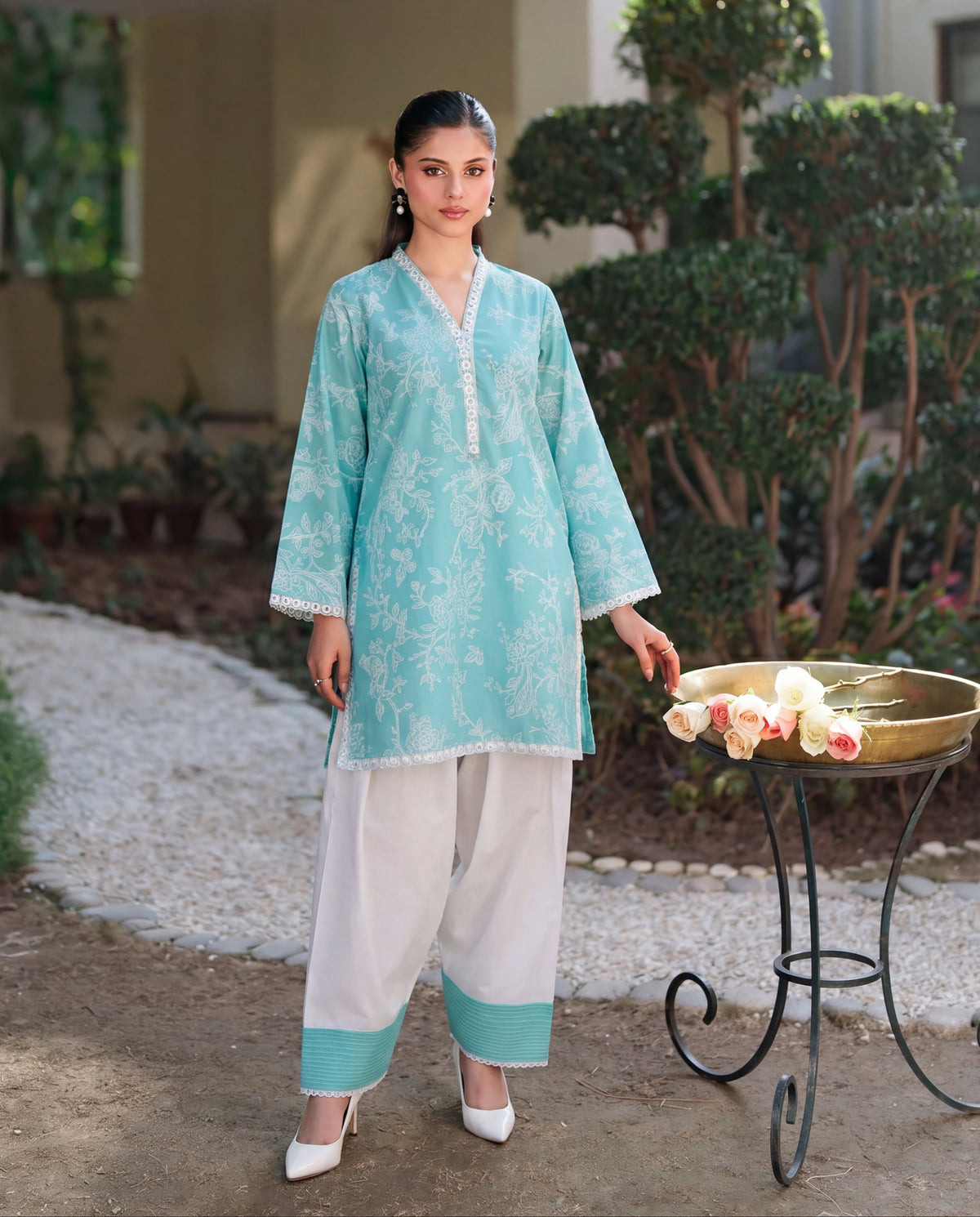 Sahibas by Mirza