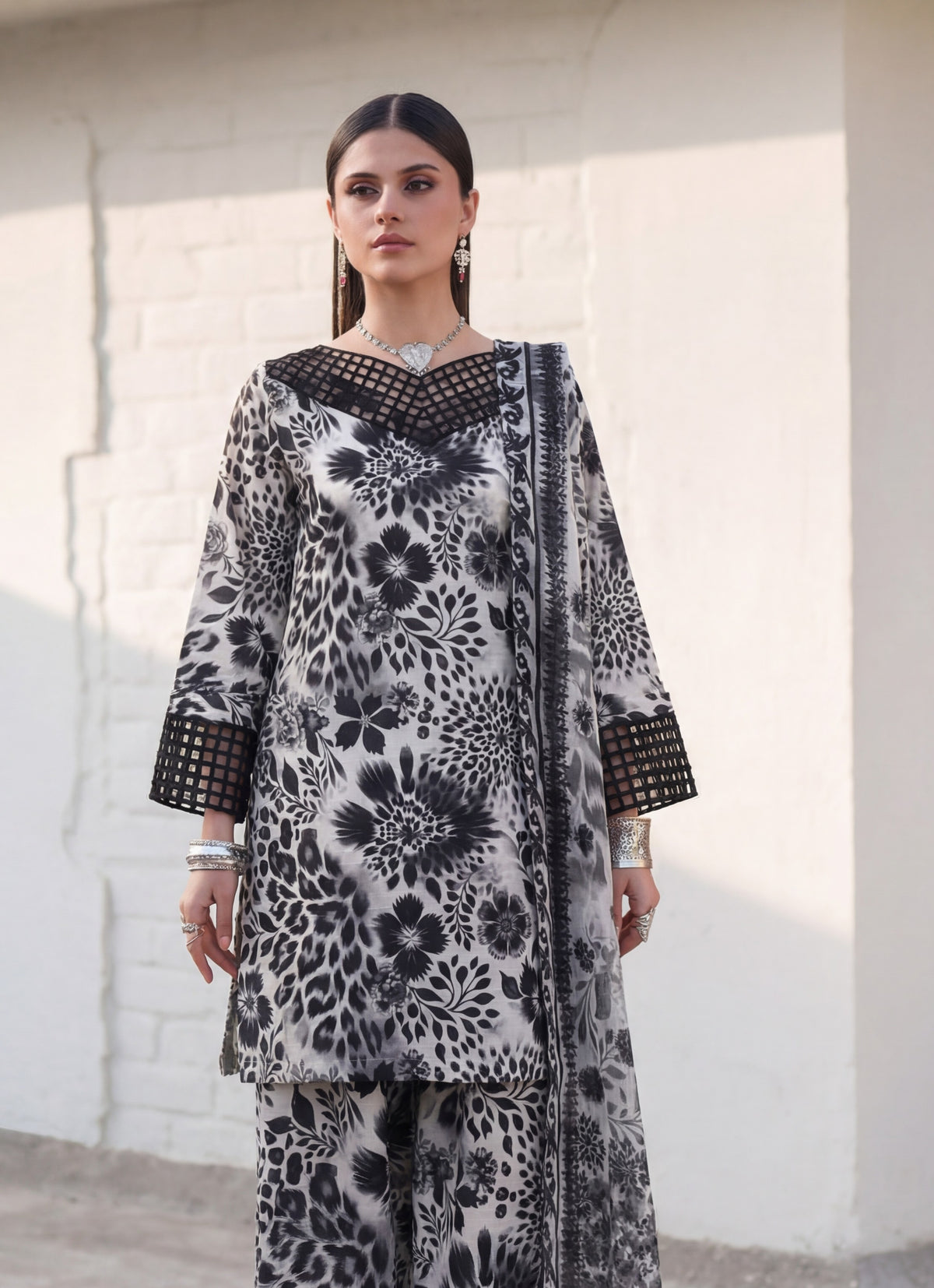 Sahibas by Mirza