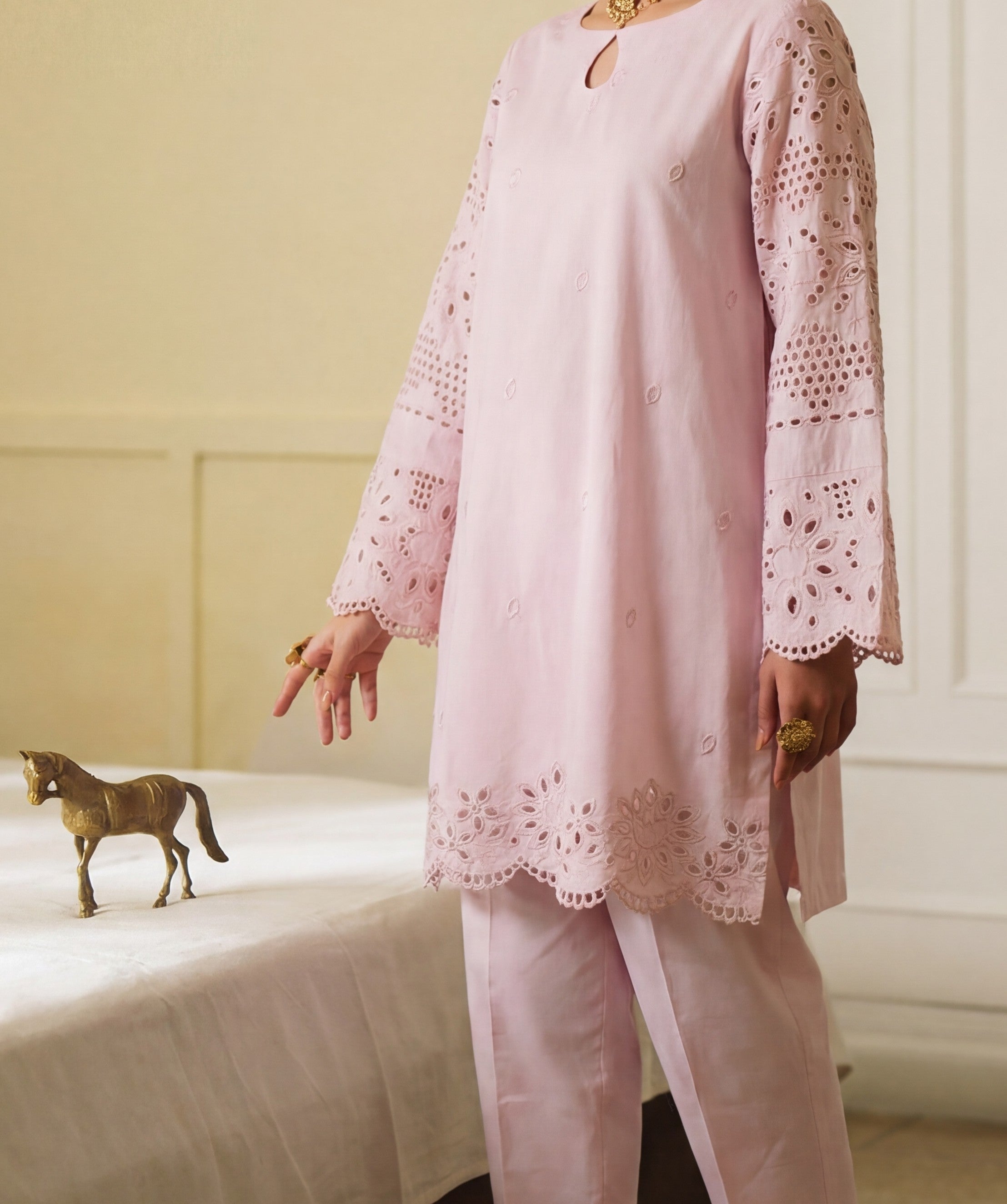 Sahibas by Mirza