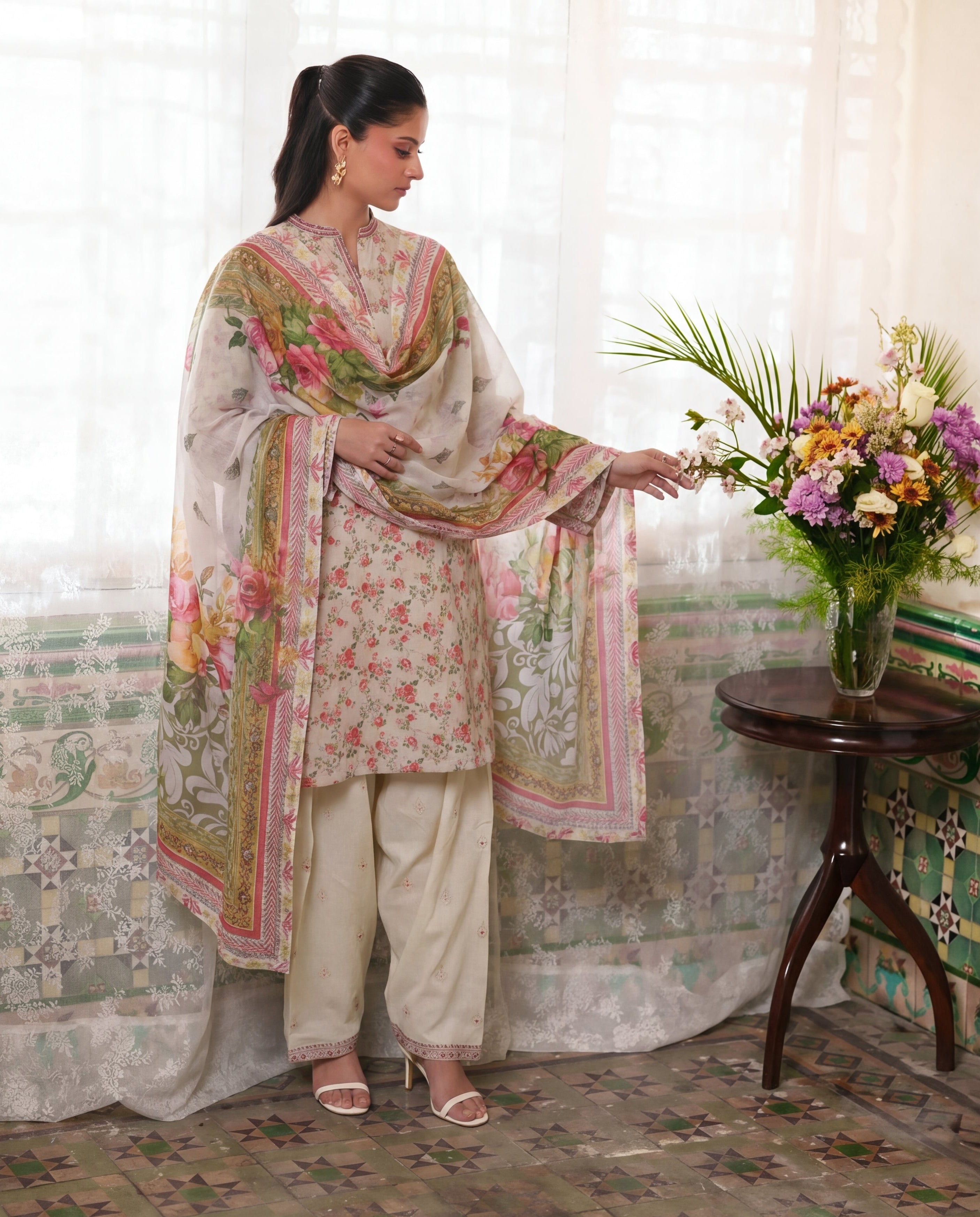 Sahibas by Mirza