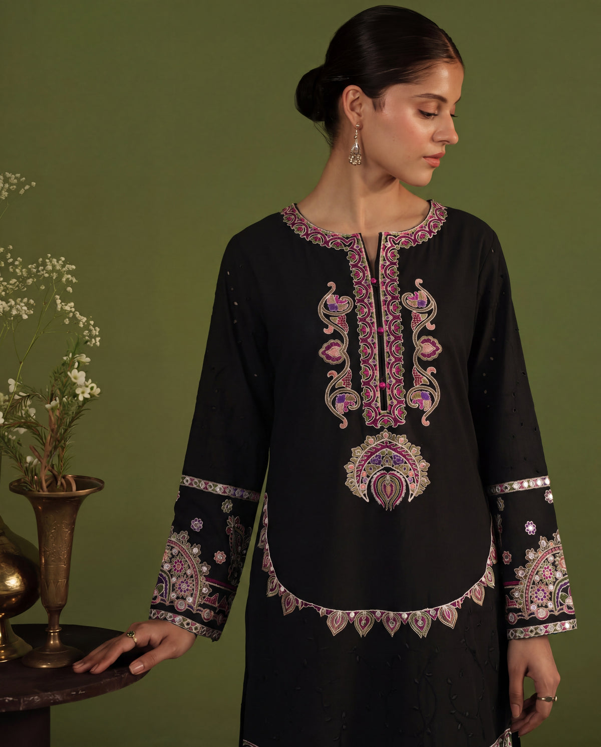 Sahibas by Mirza