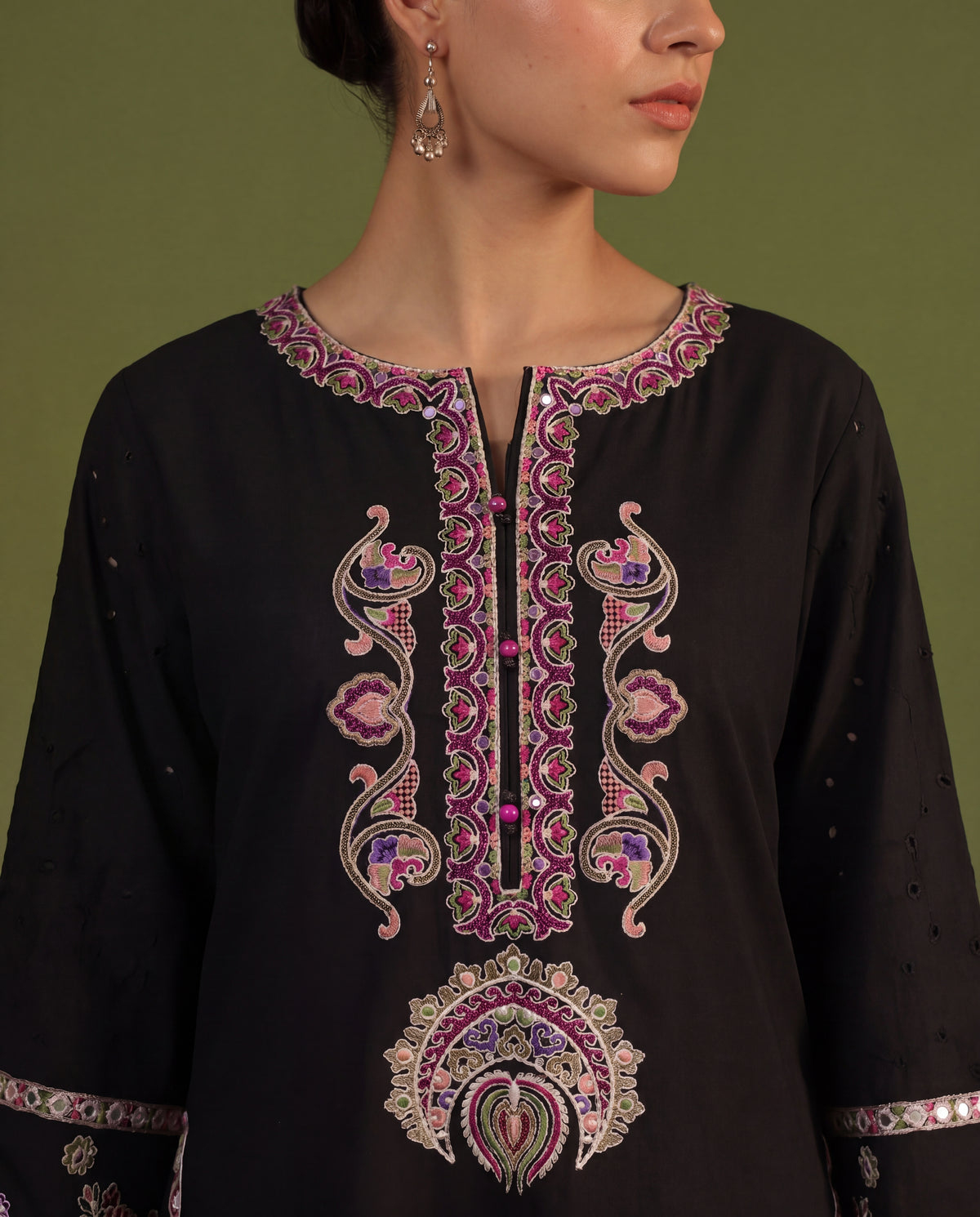Sahibas by Mirza