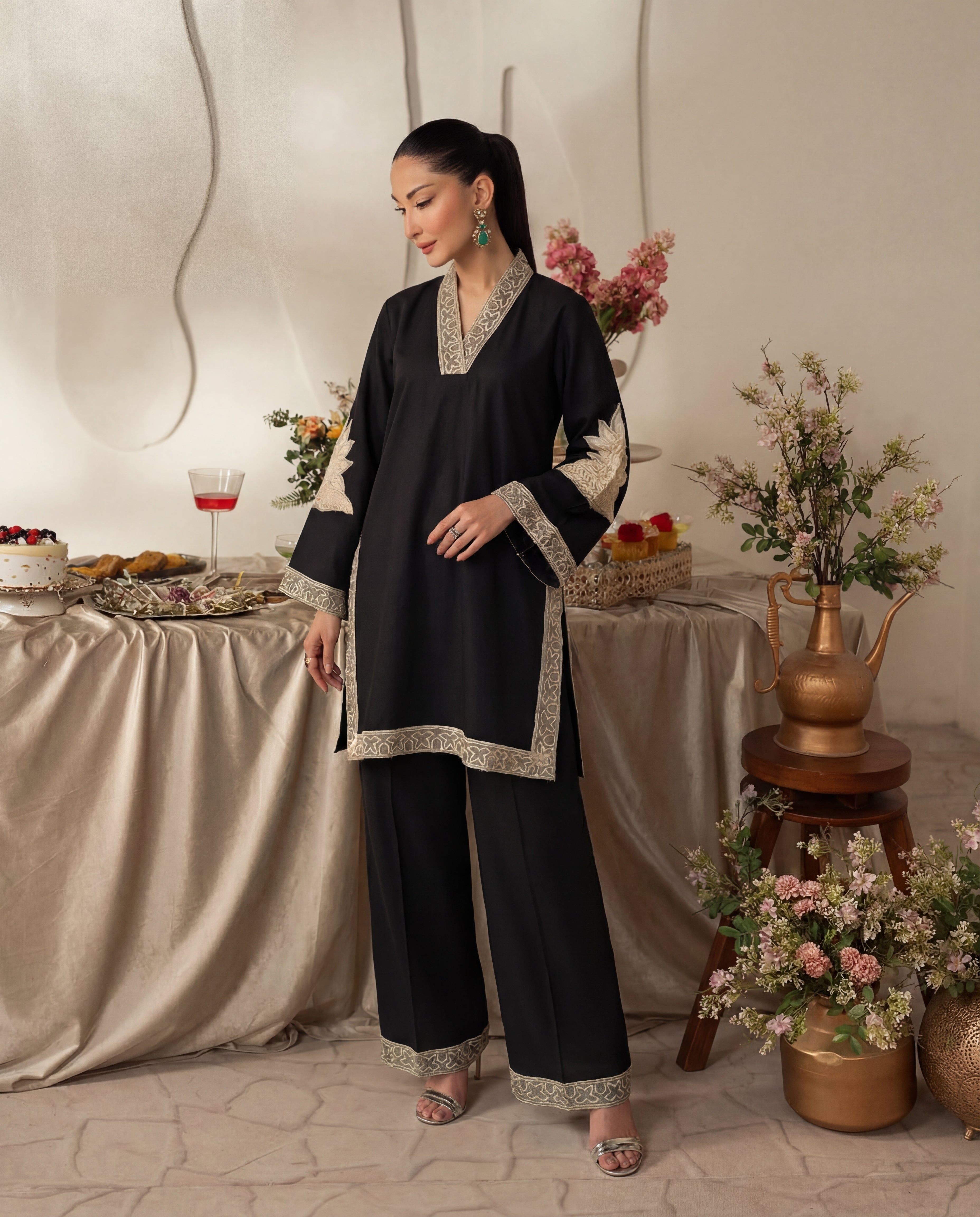 Sahibas by Mirza