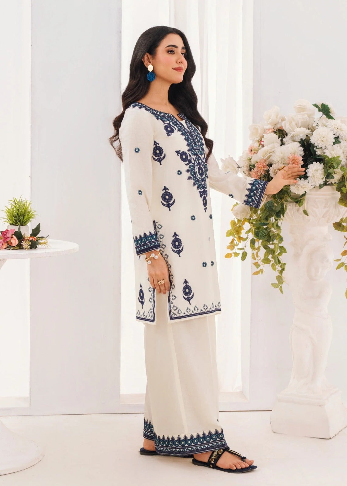 Sahibas by Mirza