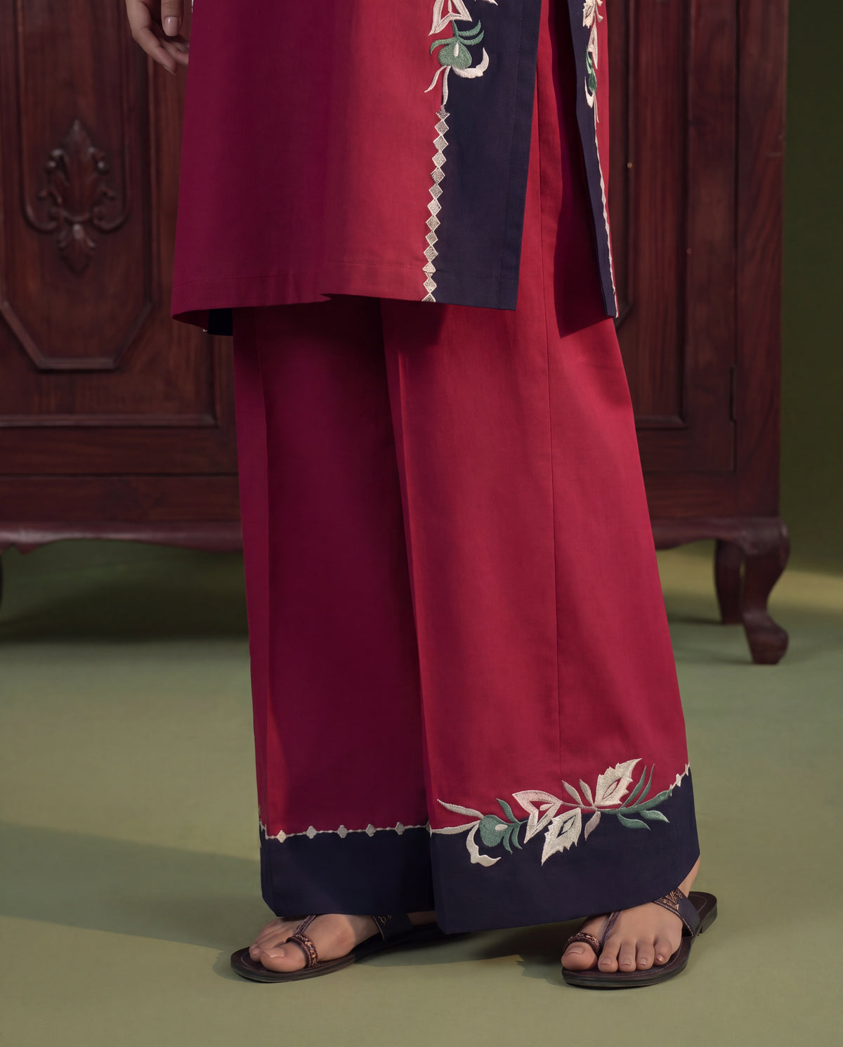 Sahibas by Mirza