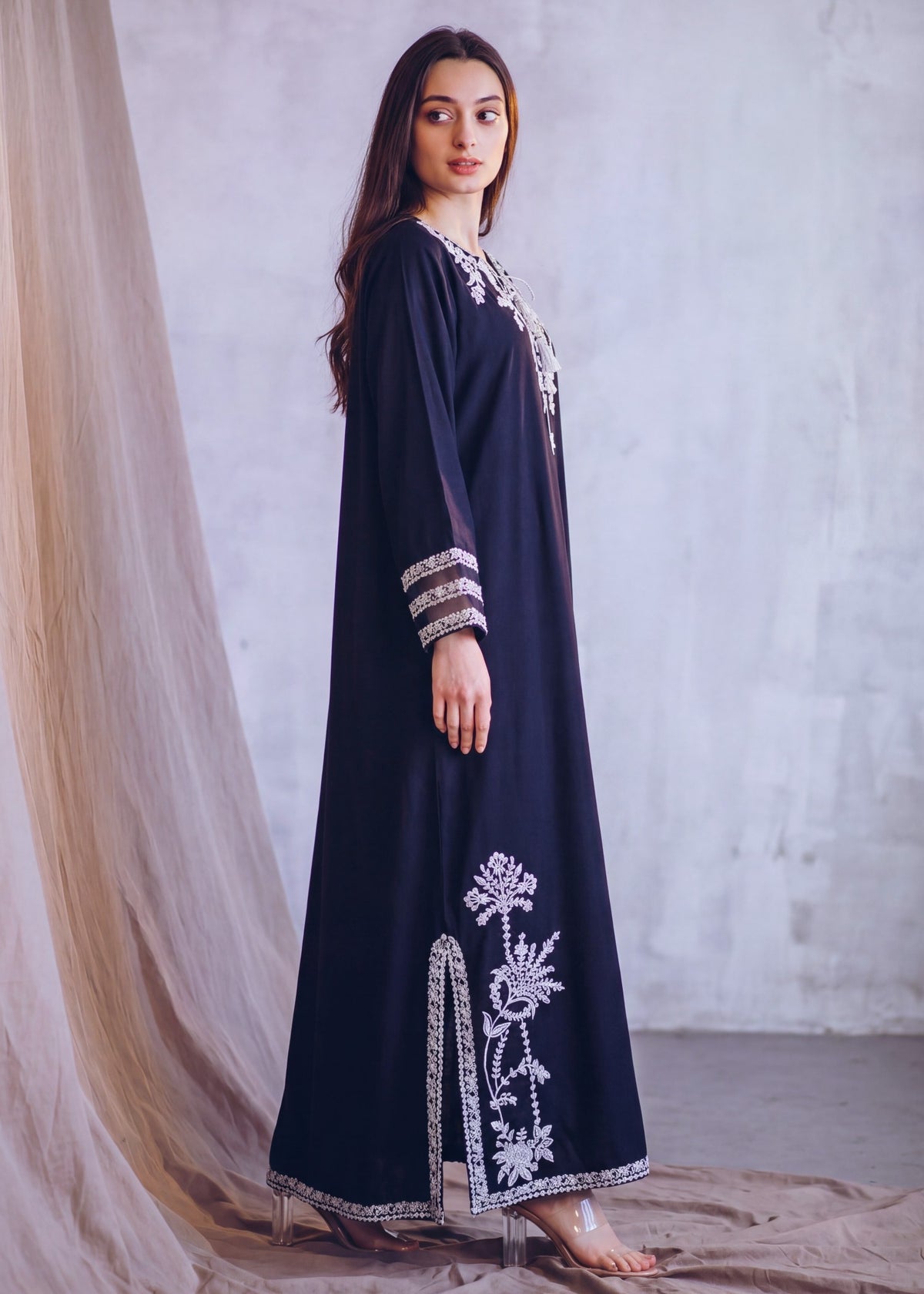 Sahibas by Mirza