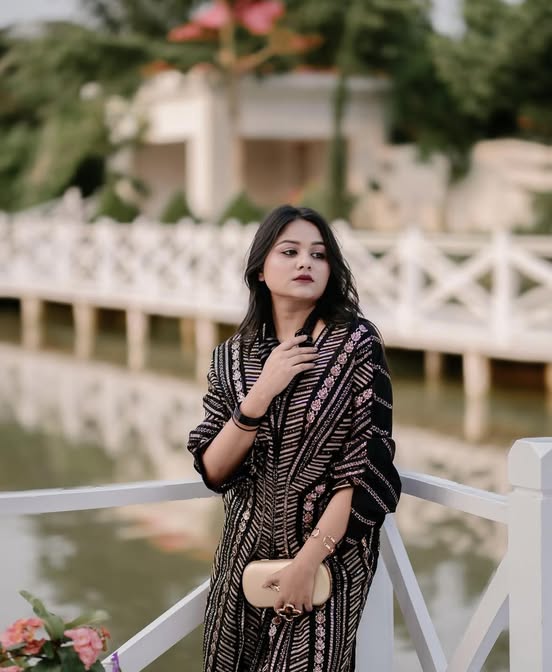 Sahibas by Mirza