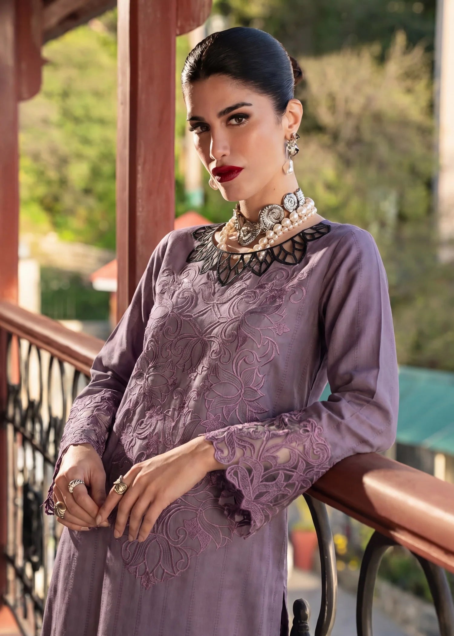 Sahibas by Mirza