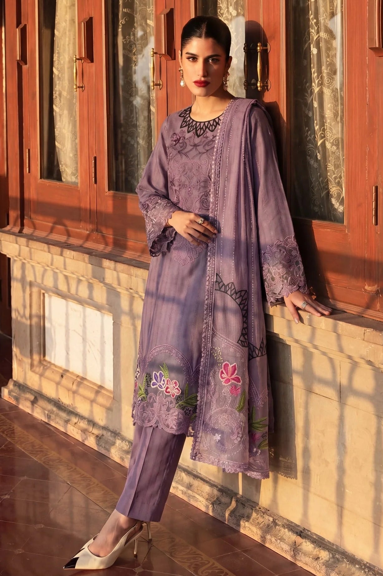 Sahibas by Mirza