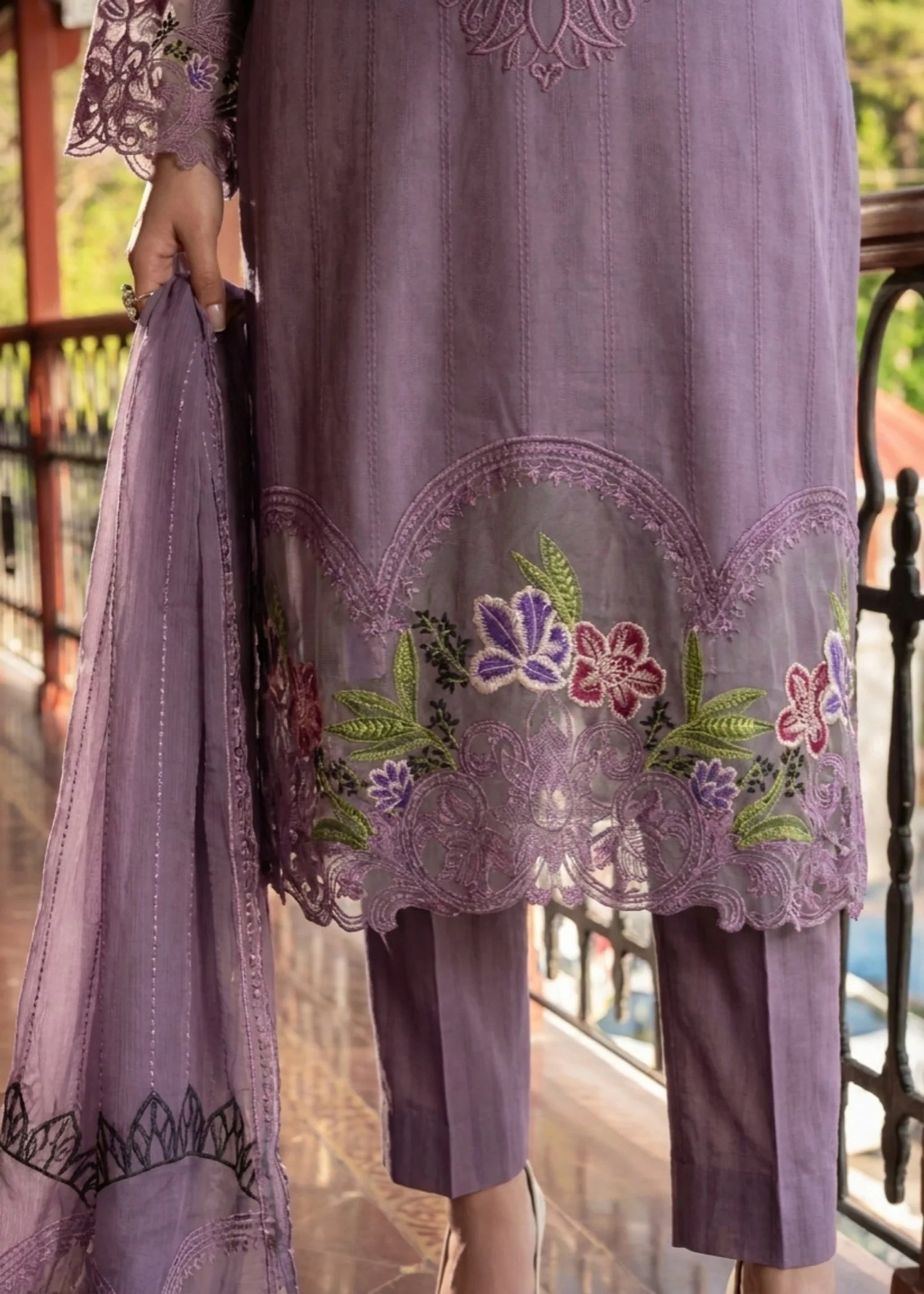 Sahibas by Mirza