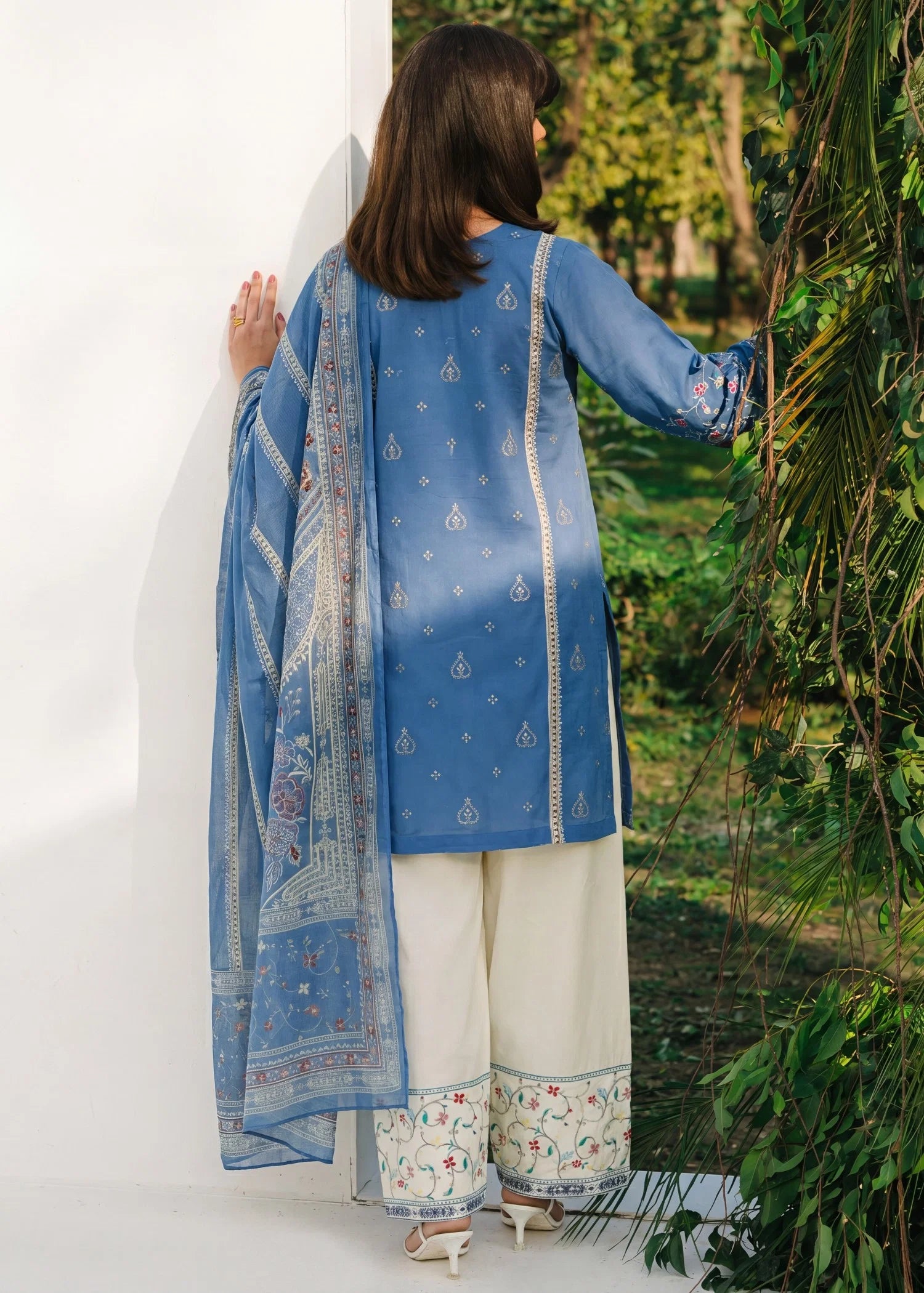 Sahibas by Mirza