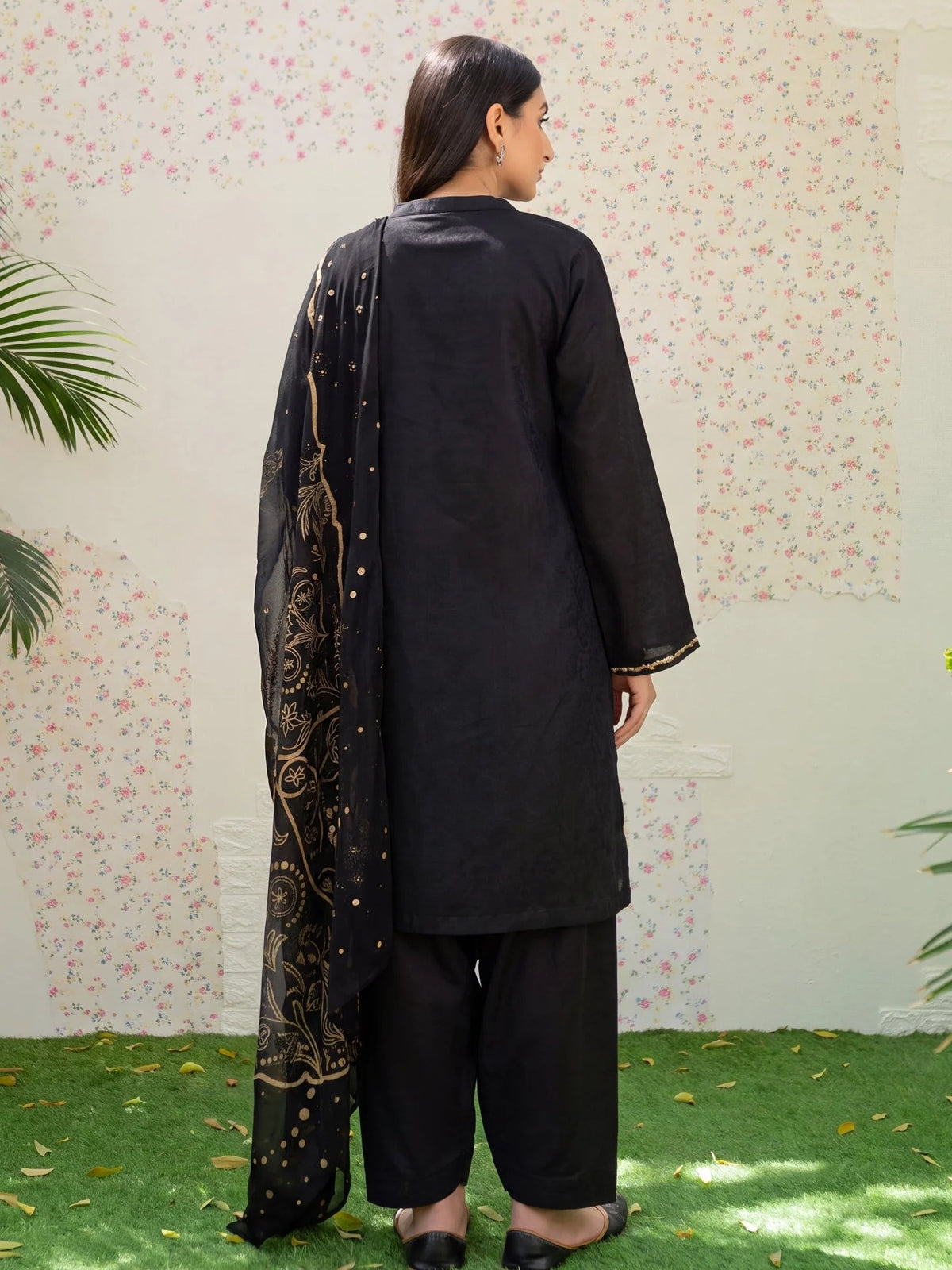 Sahibas by Mirza