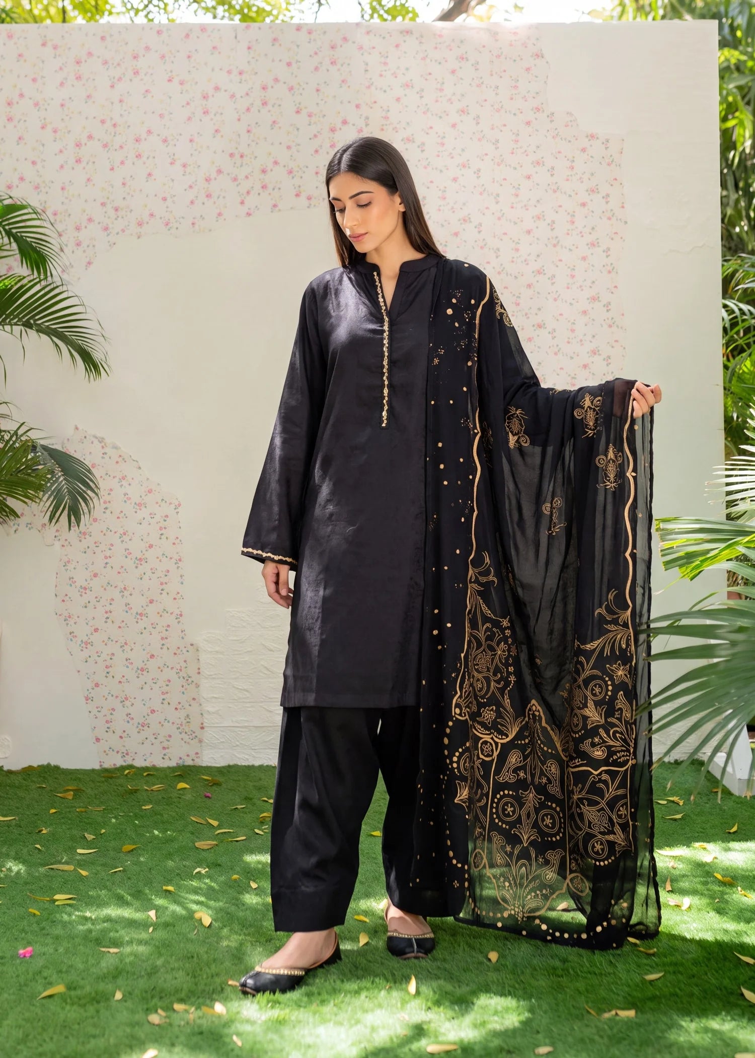 Sahibas by Mirza