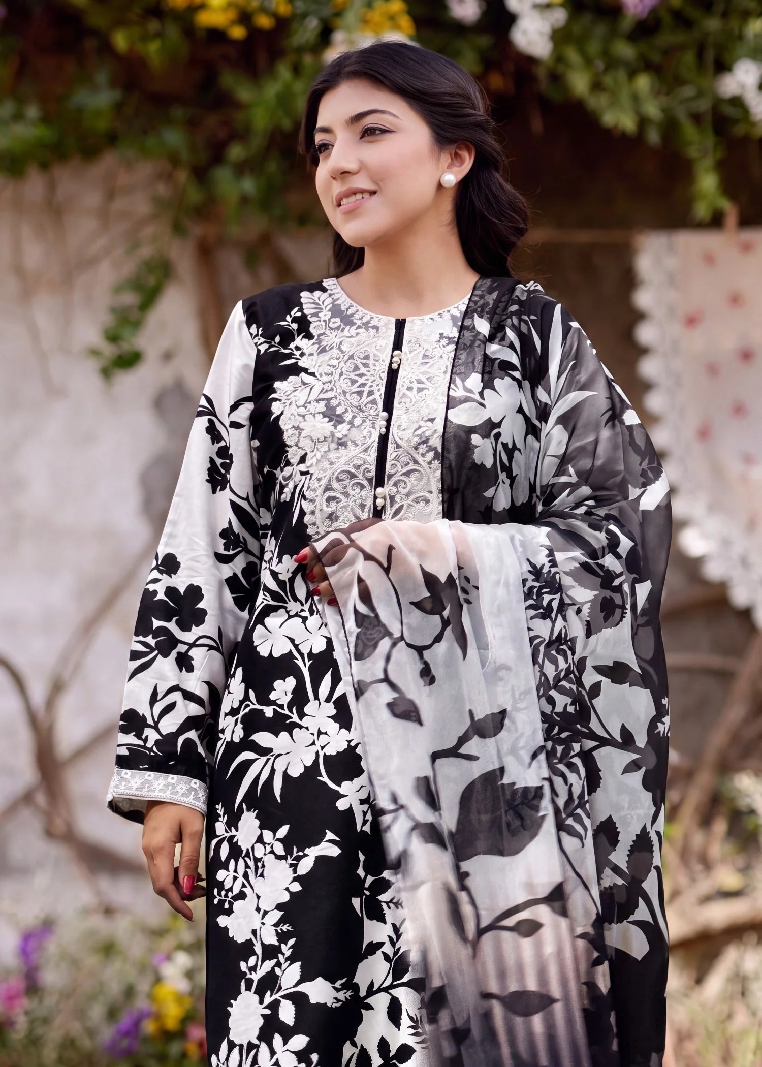 Sahibas by Mirza