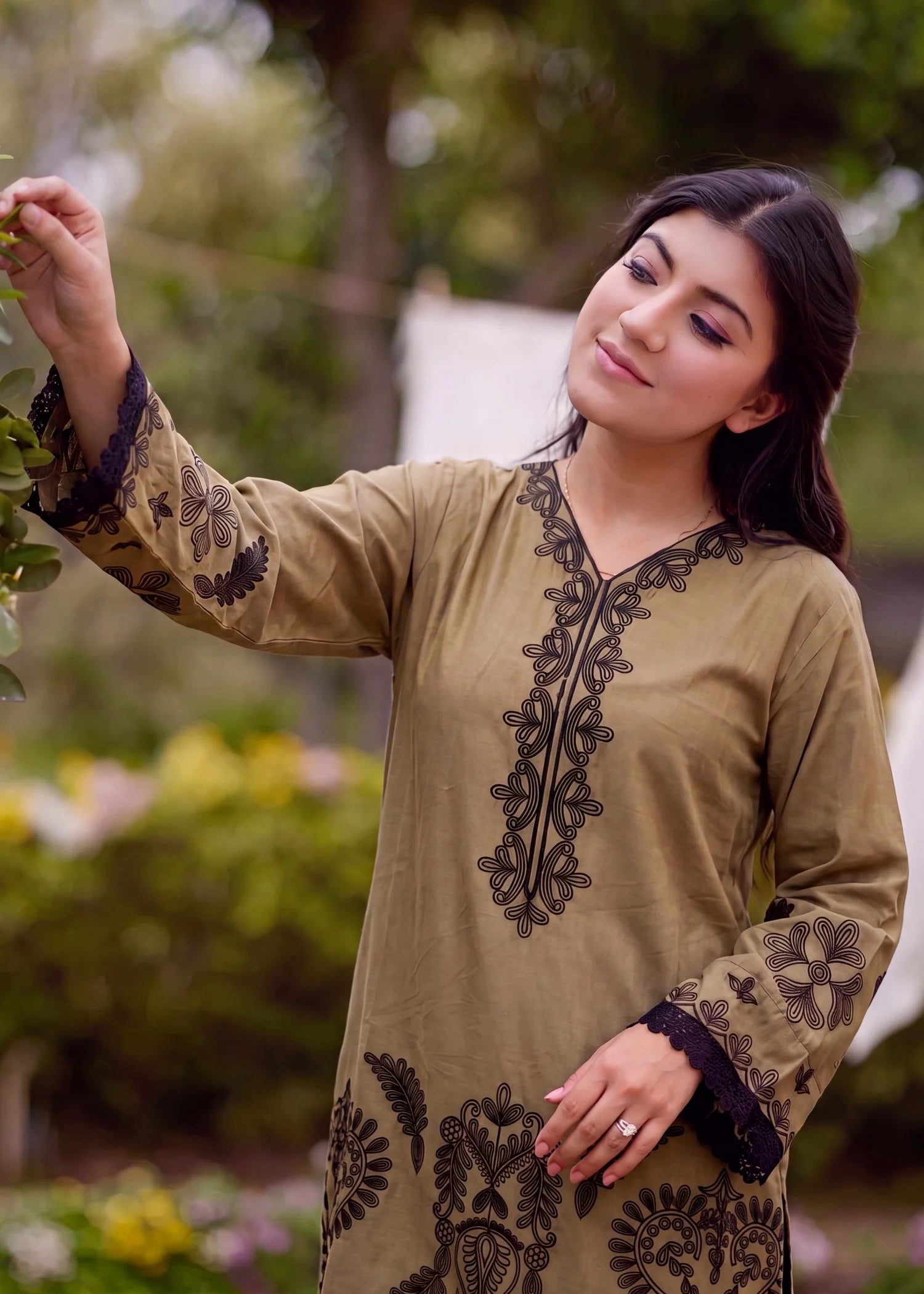 Sahibas by Mirza