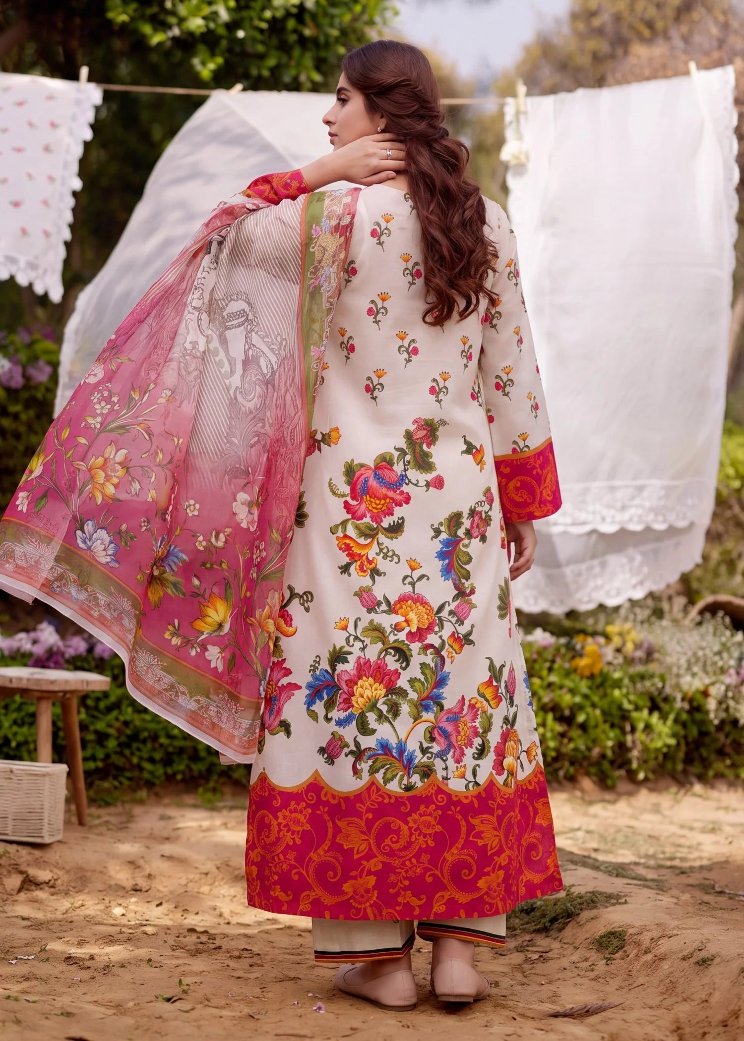 Sahibas by Mirza