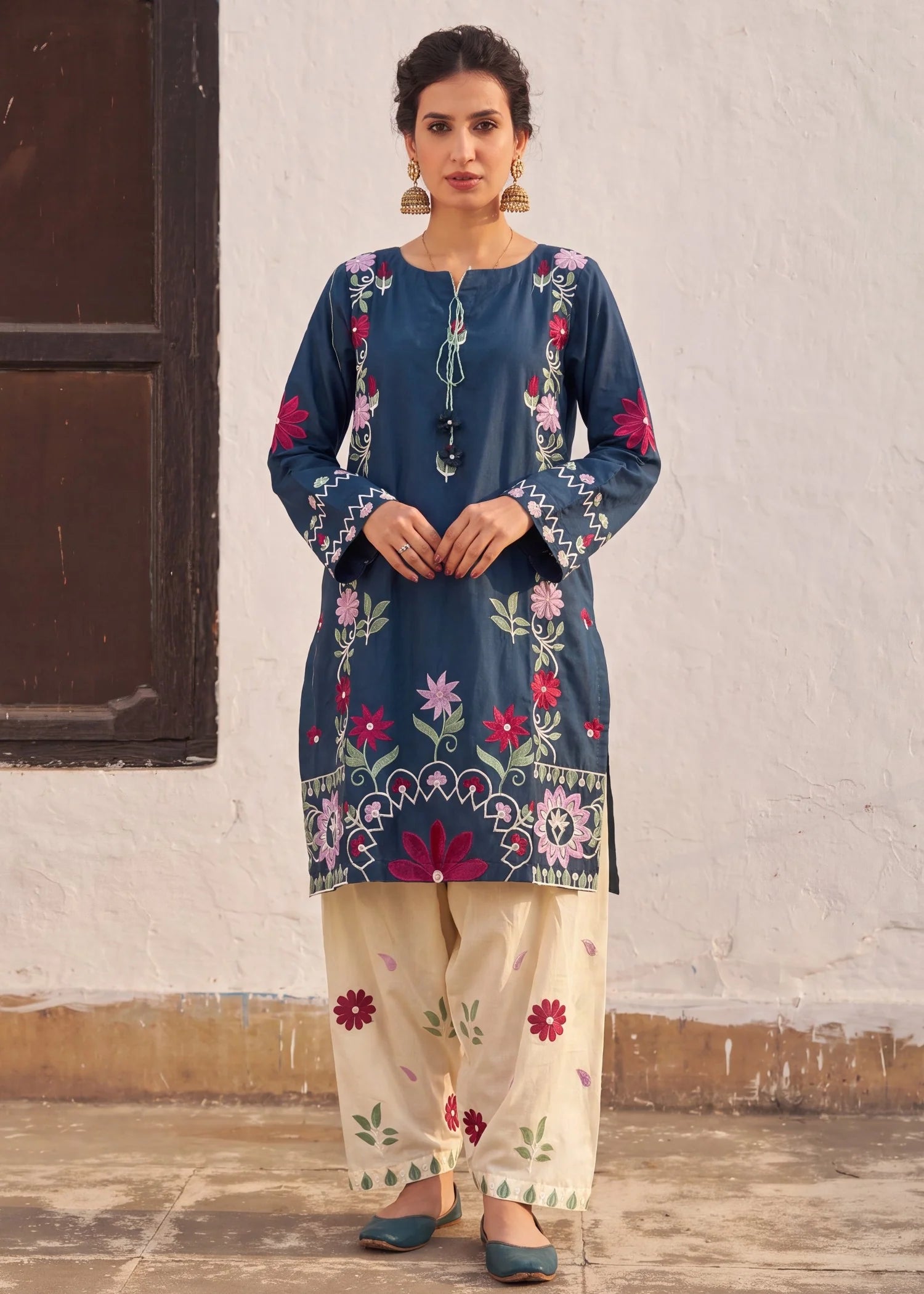 Sahibas by Mirza