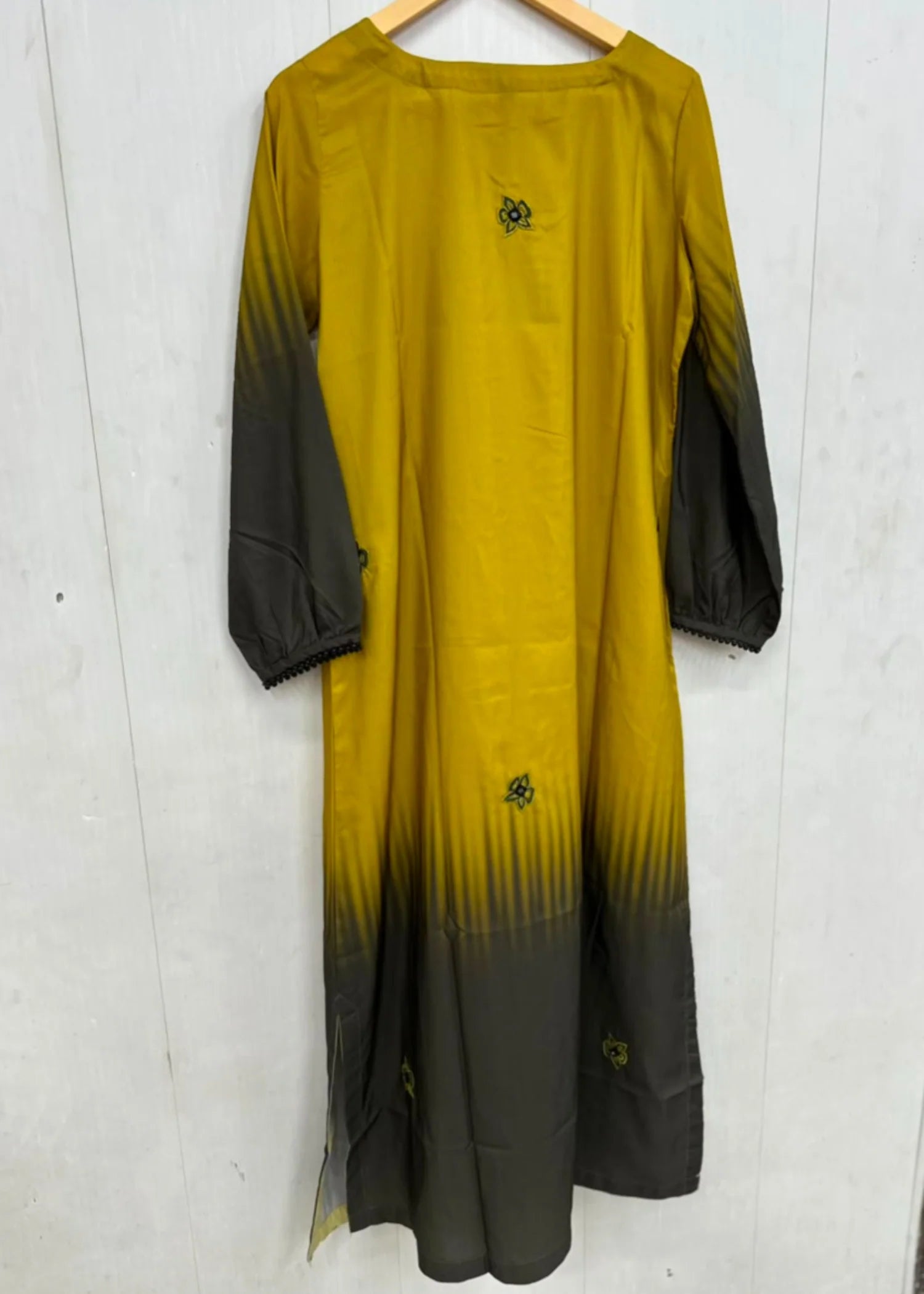 Sahibas by Mirza