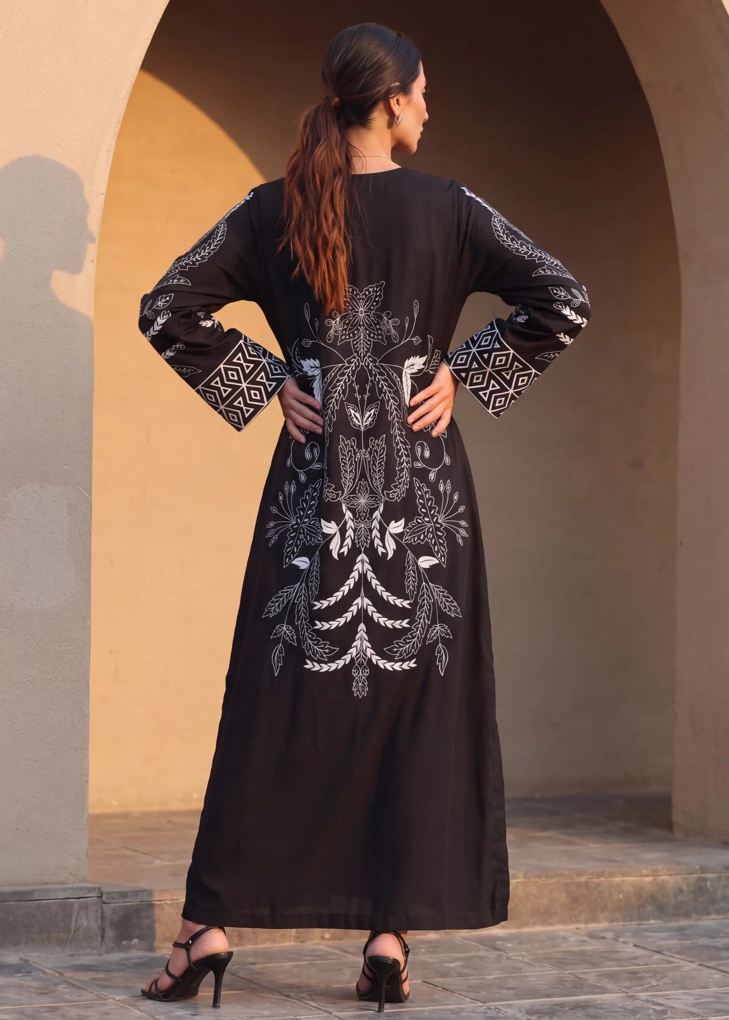 Sahibas by Mirza