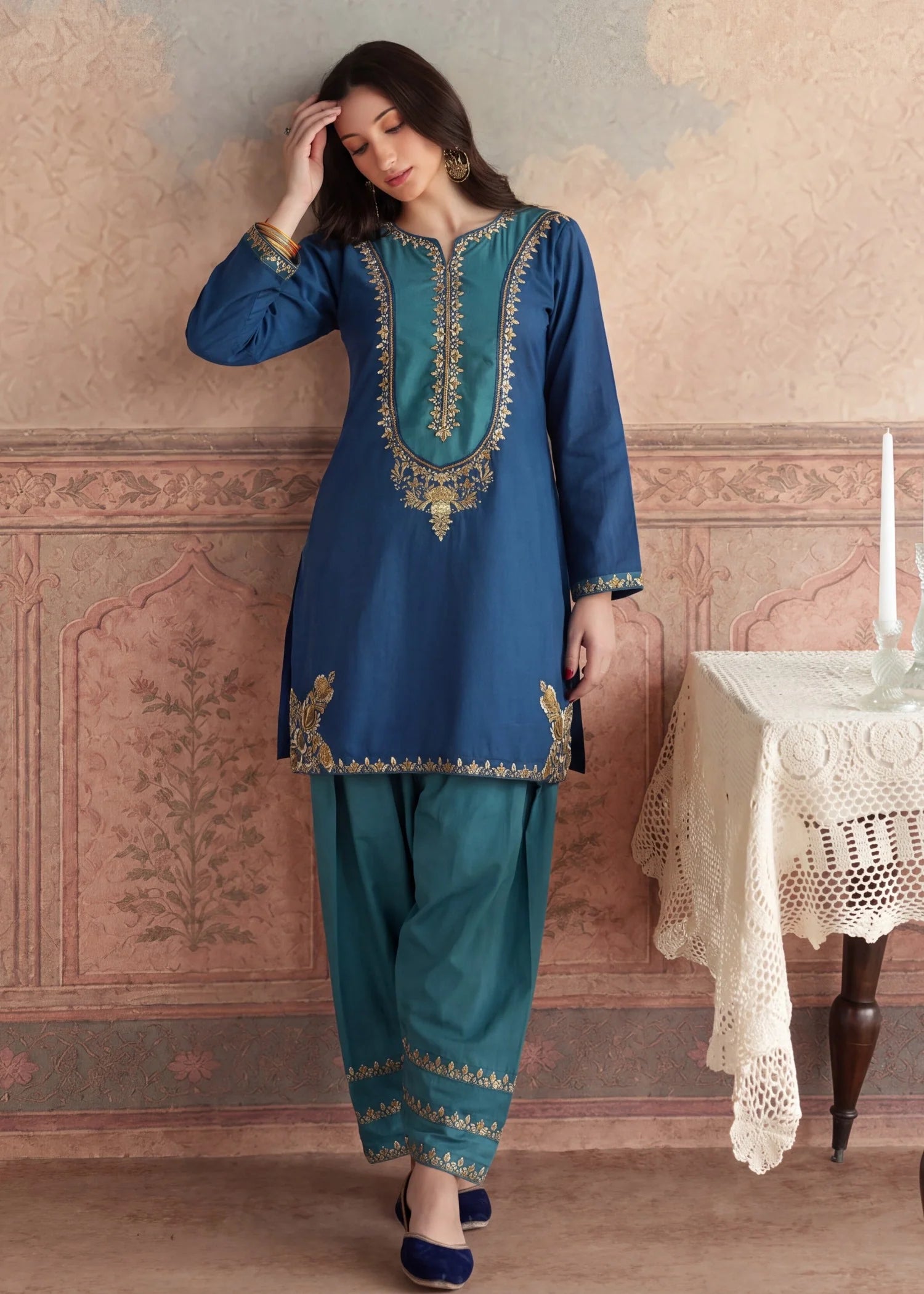 Sahibas by Mirza