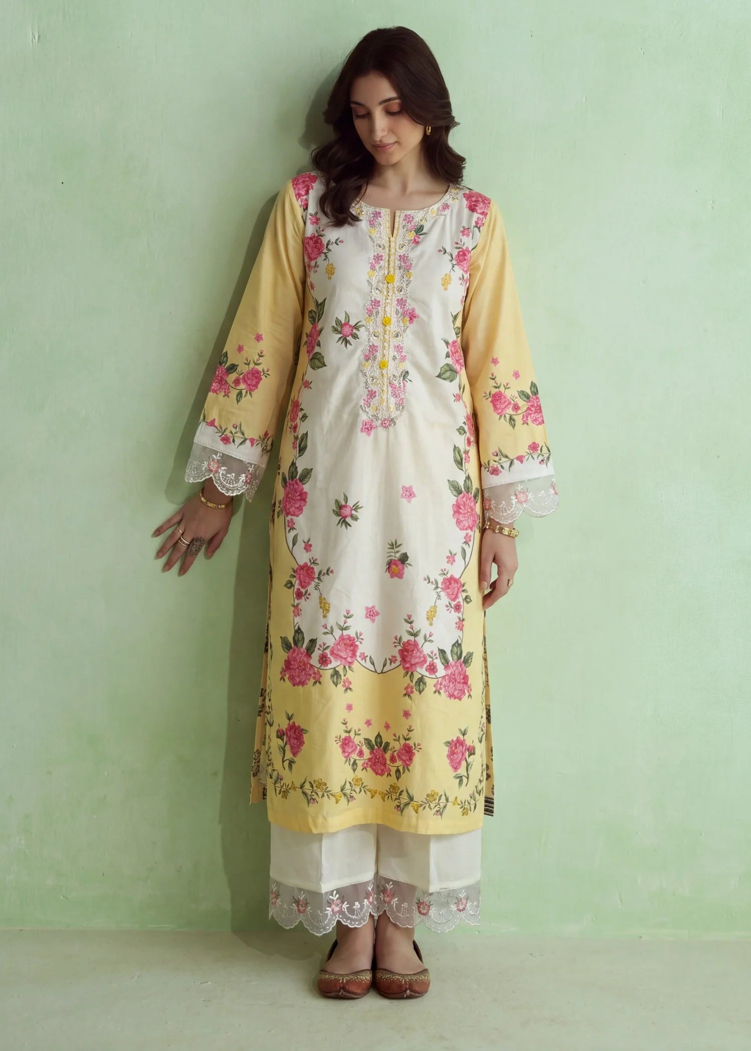 Sahibas by Mirza