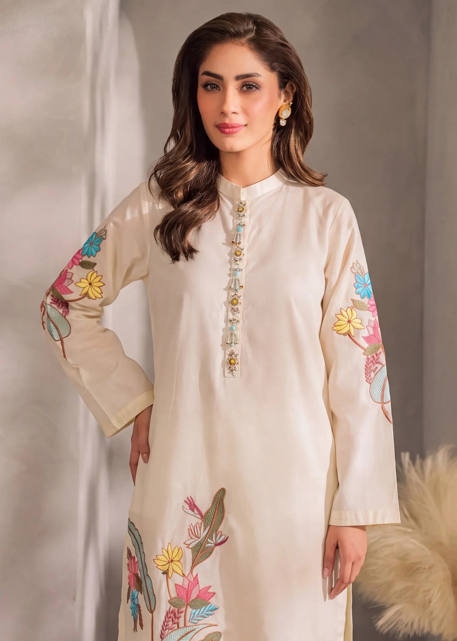 Sahibas by Mirza