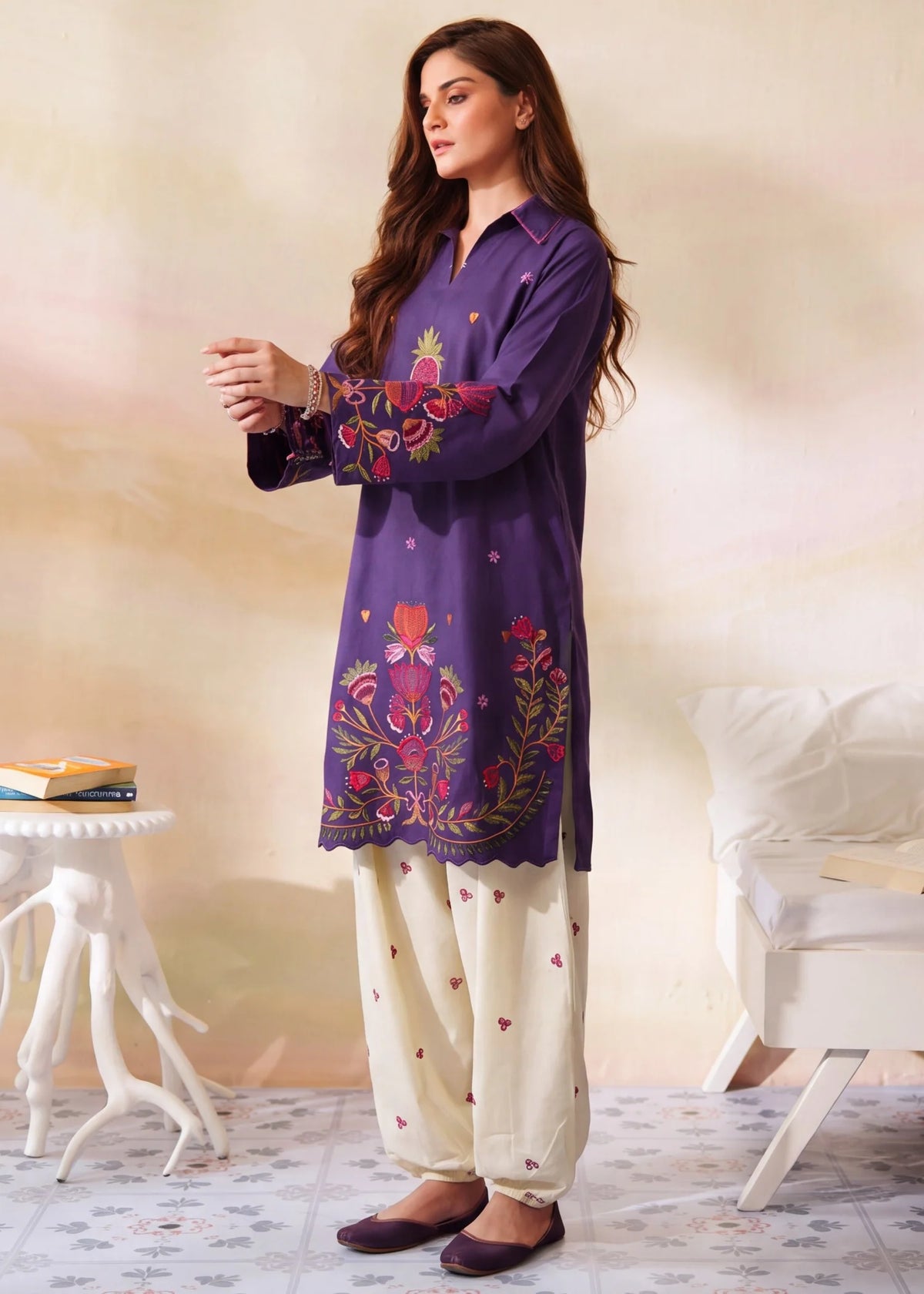Sahibas by Mirza